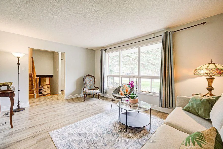 Photo 10 of 63 Kilpatrick Drive, East Gwillimbury, Holland Landing — HOMEH