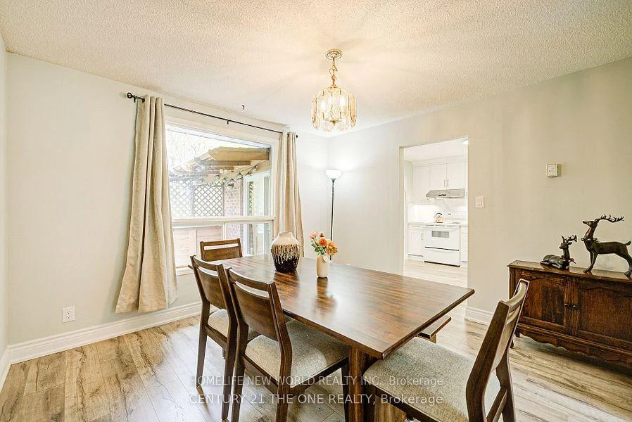 Photo 11 of 63 Kilpatrick Drive, East Gwillimbury, Holland Landing — HOMEH