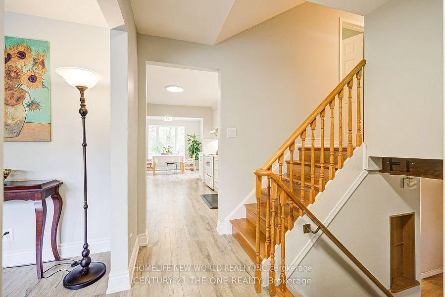 Photo 13 of 63 Kilpatrick Drive, East Gwillimbury, Holland Landing — HOMEH