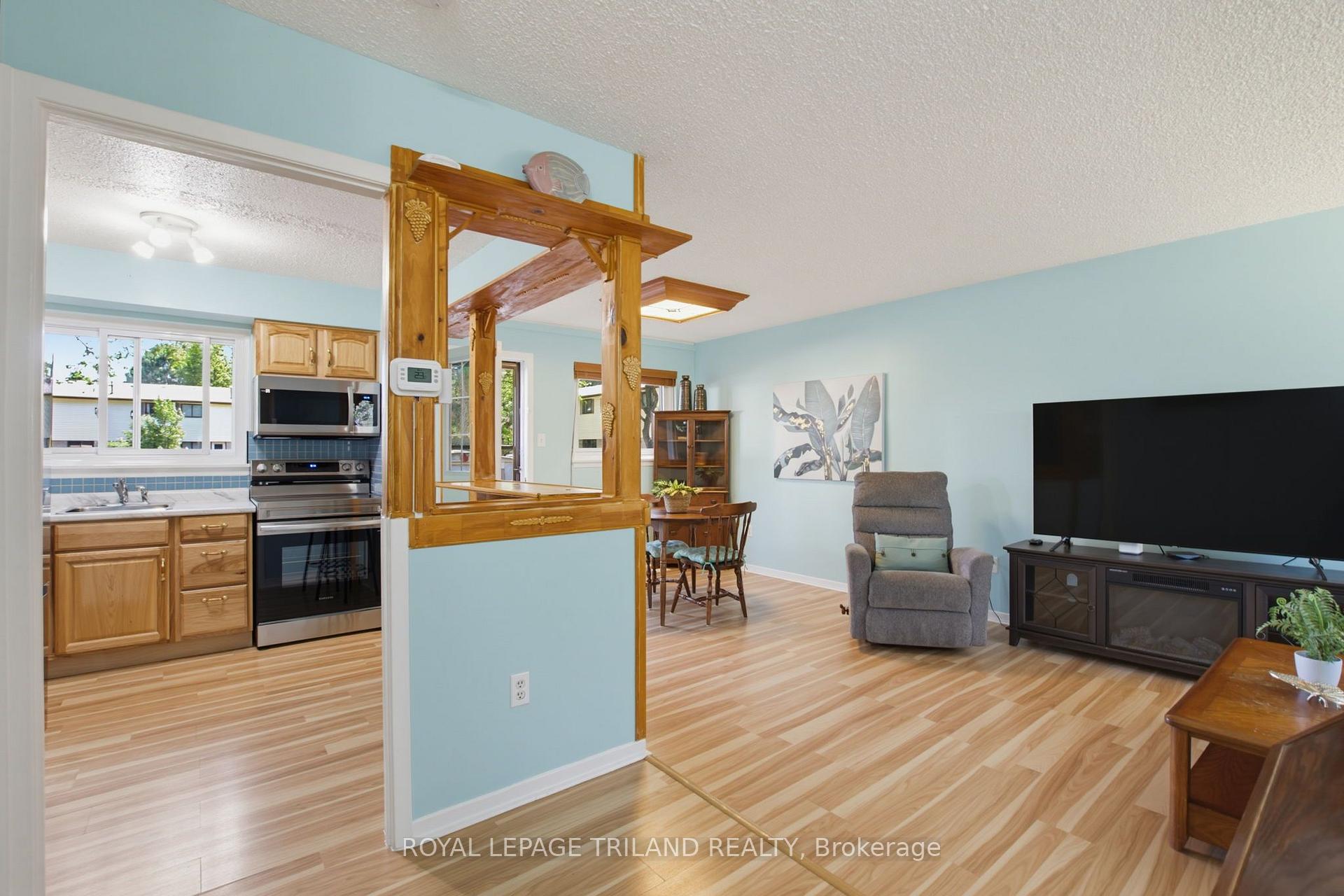 Photo 5 of Unit 45, 825 Dundalk Drive, London, South Q — HOMEH