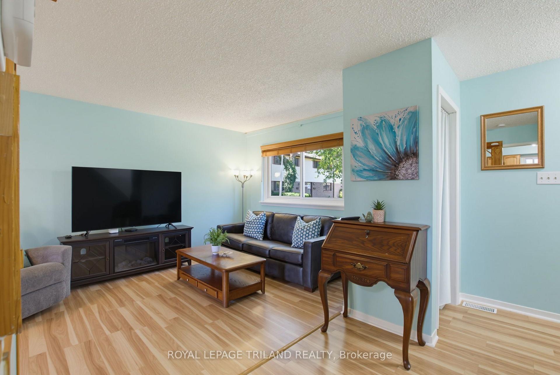 Photo 6 of Unit 45, 825 Dundalk Drive, London, South Q — HOMEH