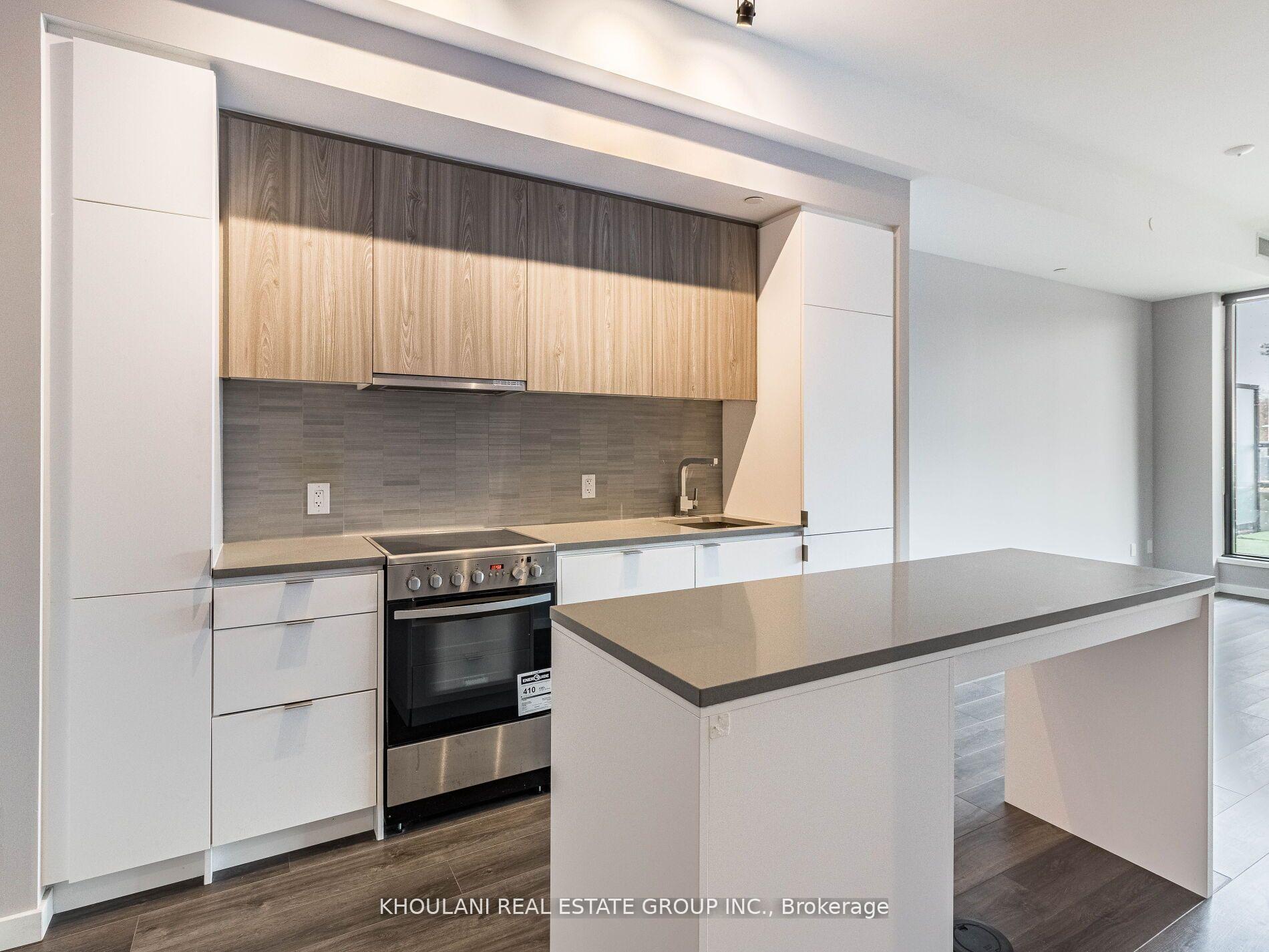 Photo 10 of Unit 204, 7 Smith Crescent, Etobicoke, Stonegate-Queensway — HOMEH
