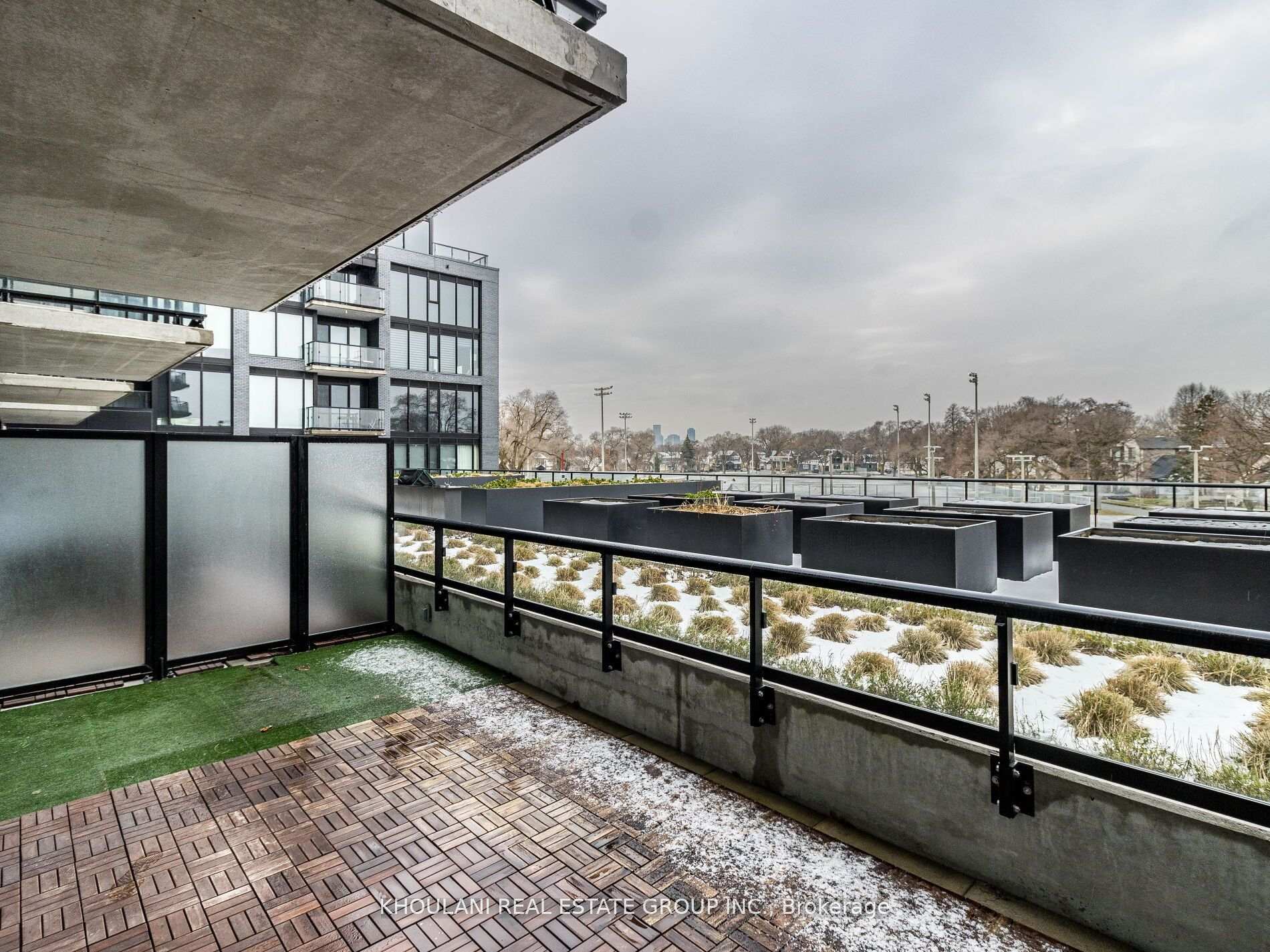 Photo 23 of Unit 204, 7 Smith Crescent, Etobicoke, Stonegate-Queensway — HOMEH
