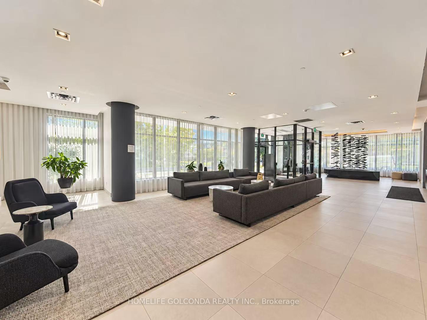 Photo 13 of 180 Fairview Mall Drive, North York, Don Valley Village — HOMEH