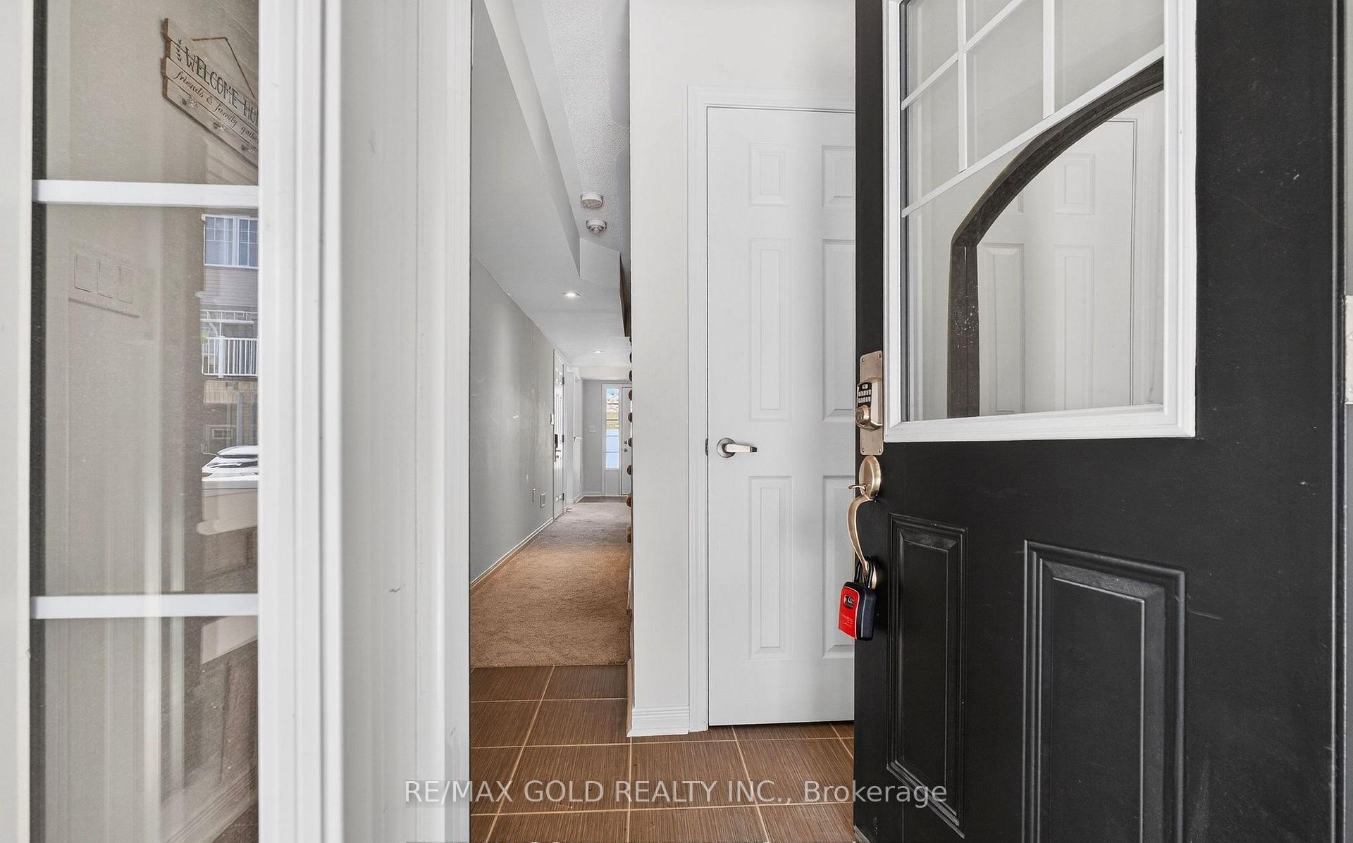 Photo 6 of 846 Atwater Path, Oshawa, Lakeview — HOMEH
