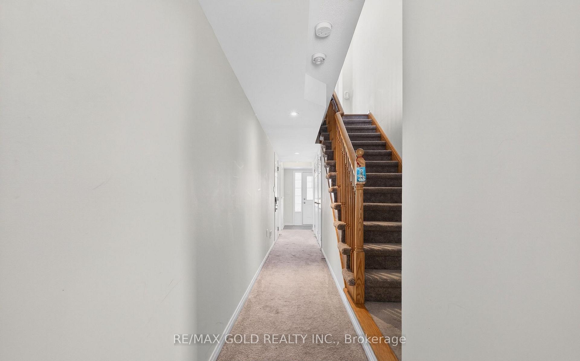 Photo 7 of 846 Atwater Path, Oshawa, Lakeview — HOMEH