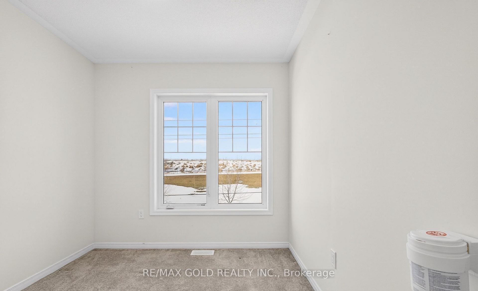 Photo 20 of 846 Atwater Path, Oshawa, Lakeview — HOMEH
