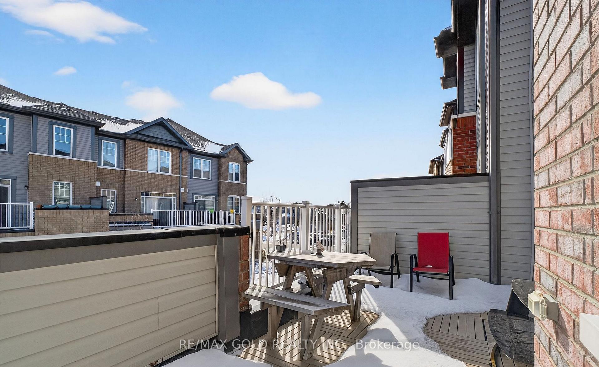 Photo 25 of 846 Atwater Path, Oshawa, Lakeview — HOMEH