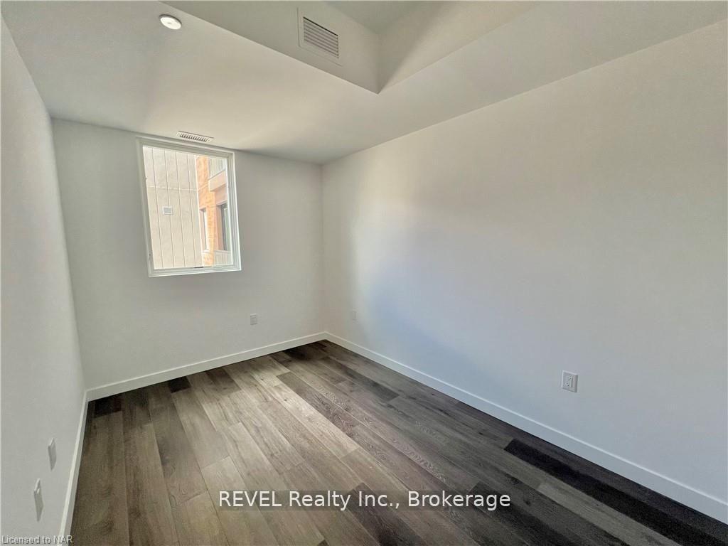 Photo 10 of Unit 213, 7549 A Kalar Road, Niagara Falls, Brown — HOMEH