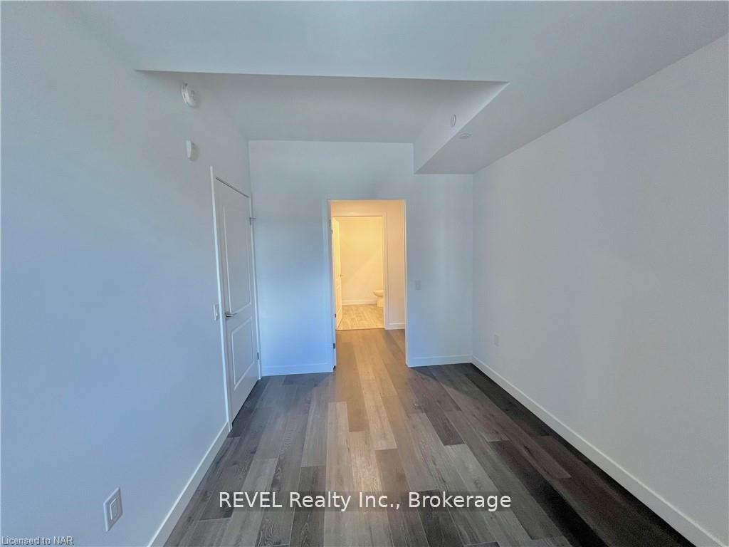 Photo 11 of Unit 213, 7549 A Kalar Road, Niagara Falls, Brown — HOMEH