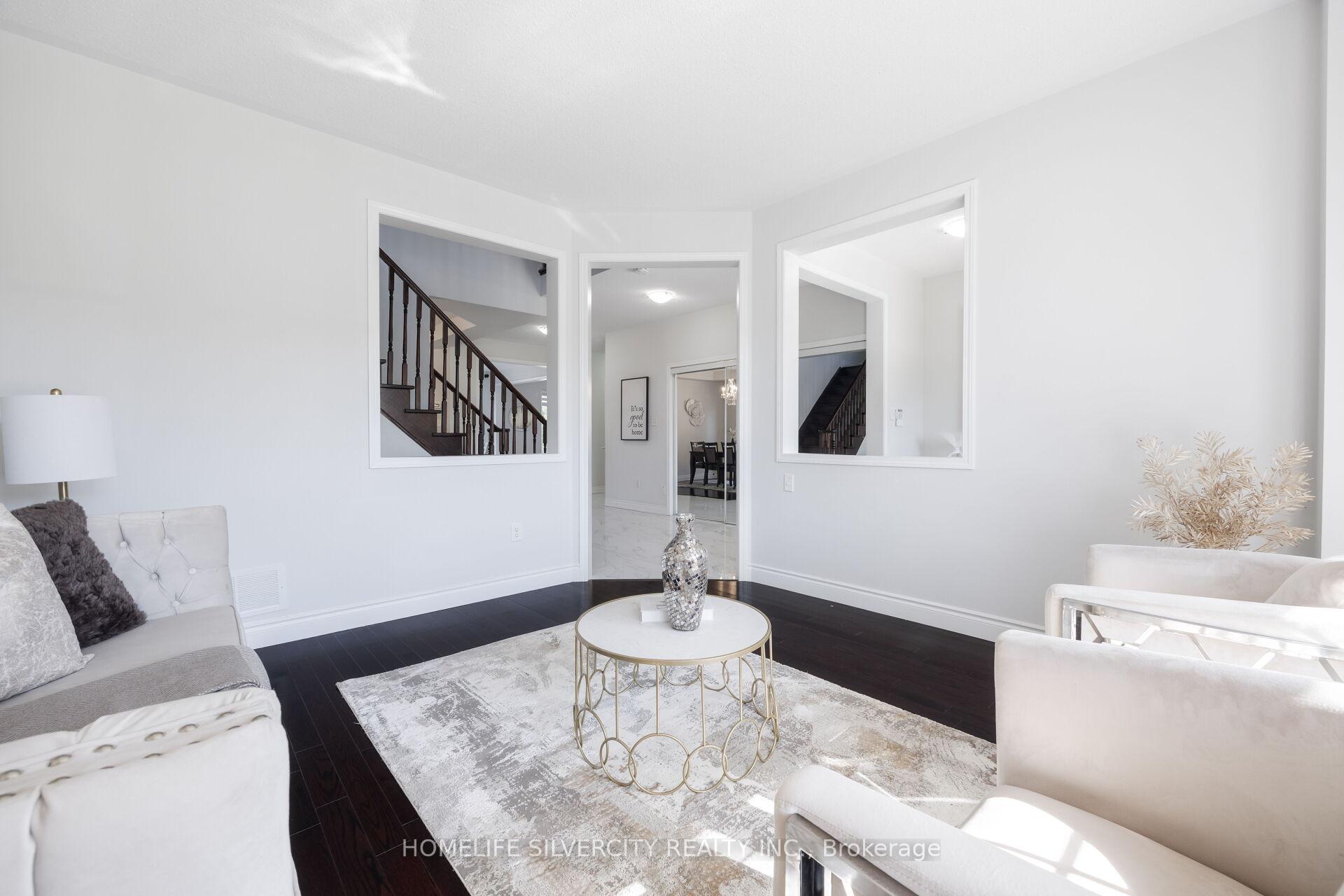 Photo 12 of 25 Van Hoof Crescent, Brampton, Vales of Castlemore — HOMEH