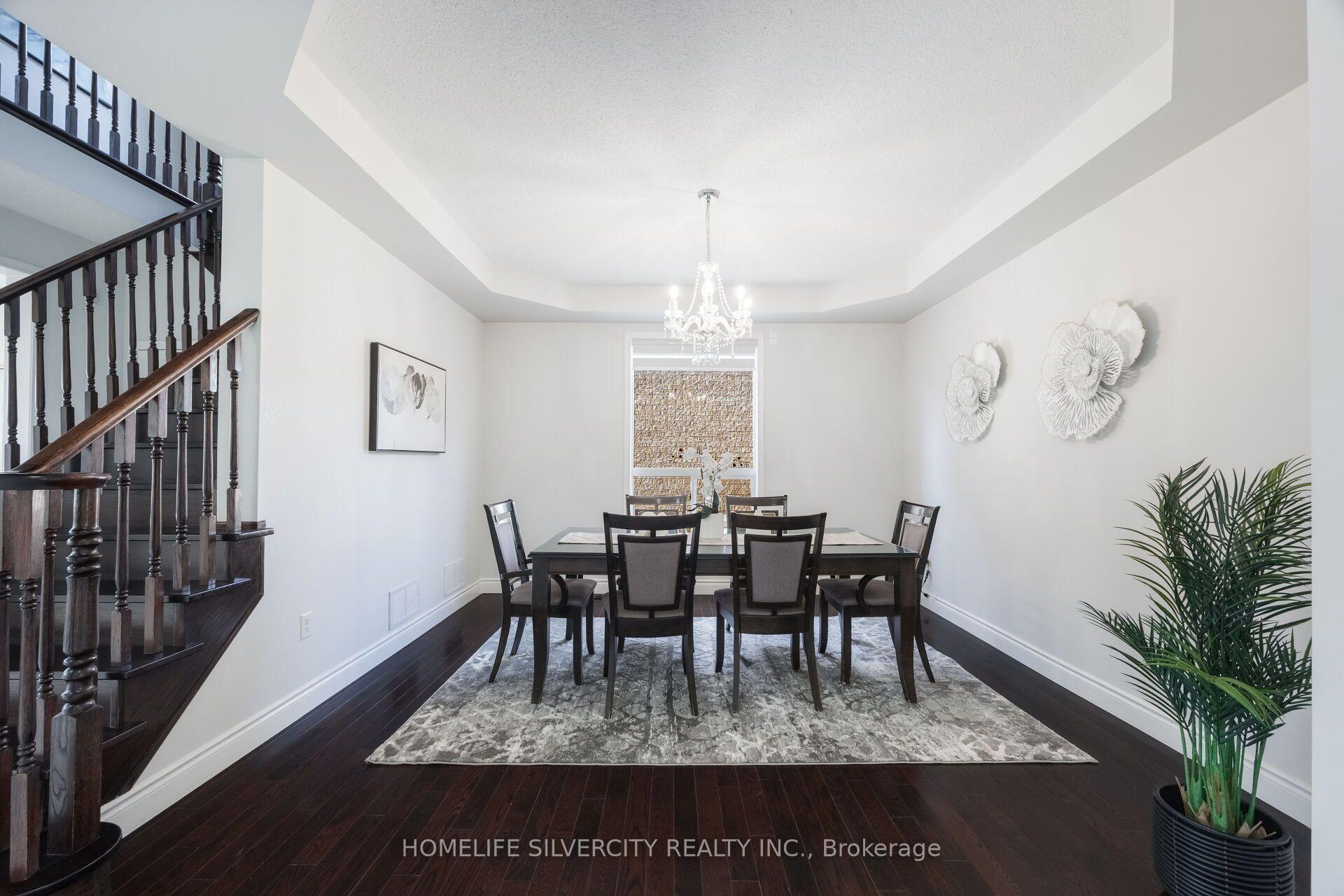 Photo 13 of 25 Van Hoof Crescent, Brampton, Vales of Castlemore — HOMEH