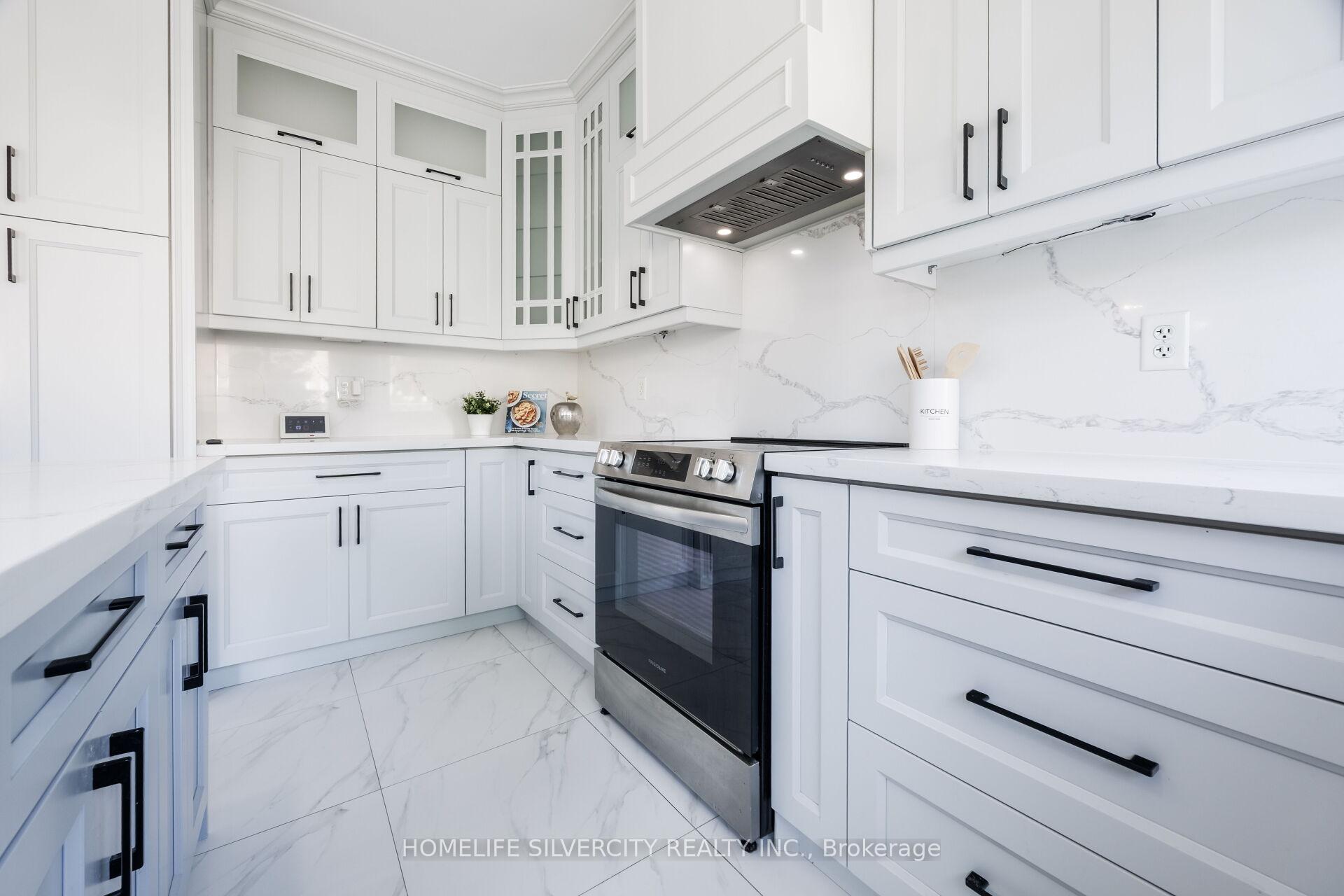 Photo 22 of 25 Van Hoof Crescent, Brampton, Vales of Castlemore — HOMEH