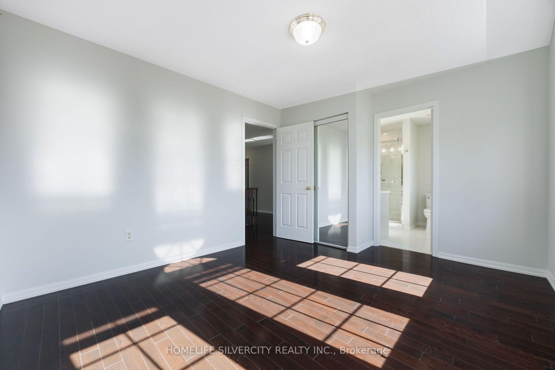 Photo 37 of 25 Van Hoof Crescent, Brampton, Vales of Castlemore — HOMEH