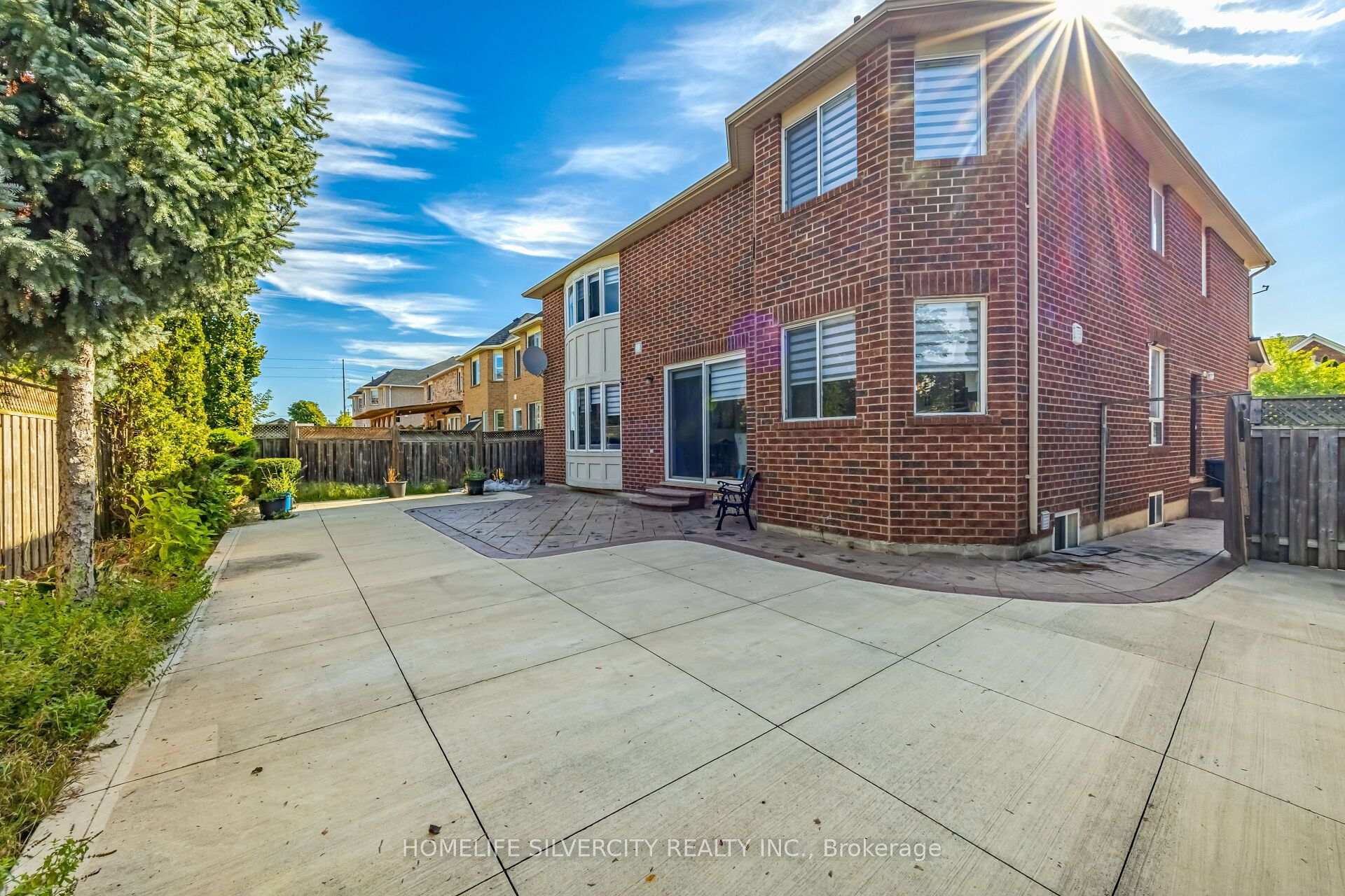 Photo 48 of 25 Van Hoof Crescent, Brampton, Vales of Castlemore — HOMEH