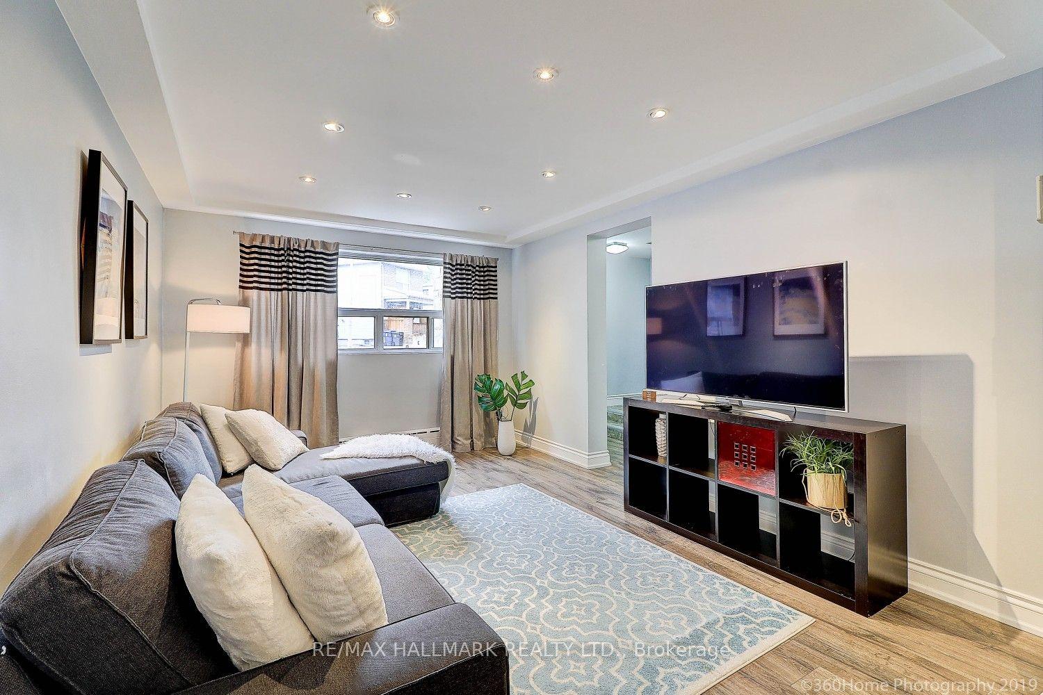 Photo 5 of 3 Cosburn Avenue, Toronto, Broadview North — HOMEH