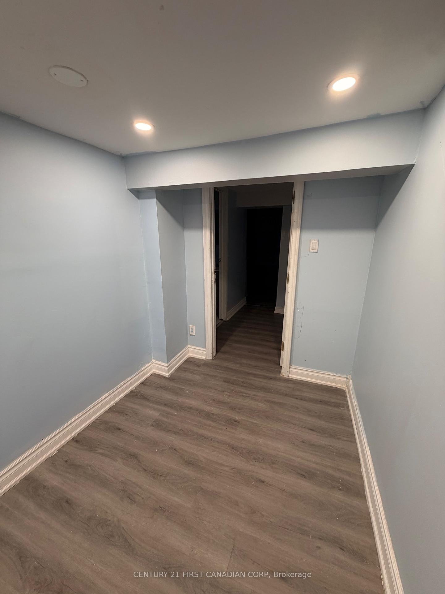 Photo 2 of Unit LOWER, 31 Adelaide Street S, London, South I — HOMEH