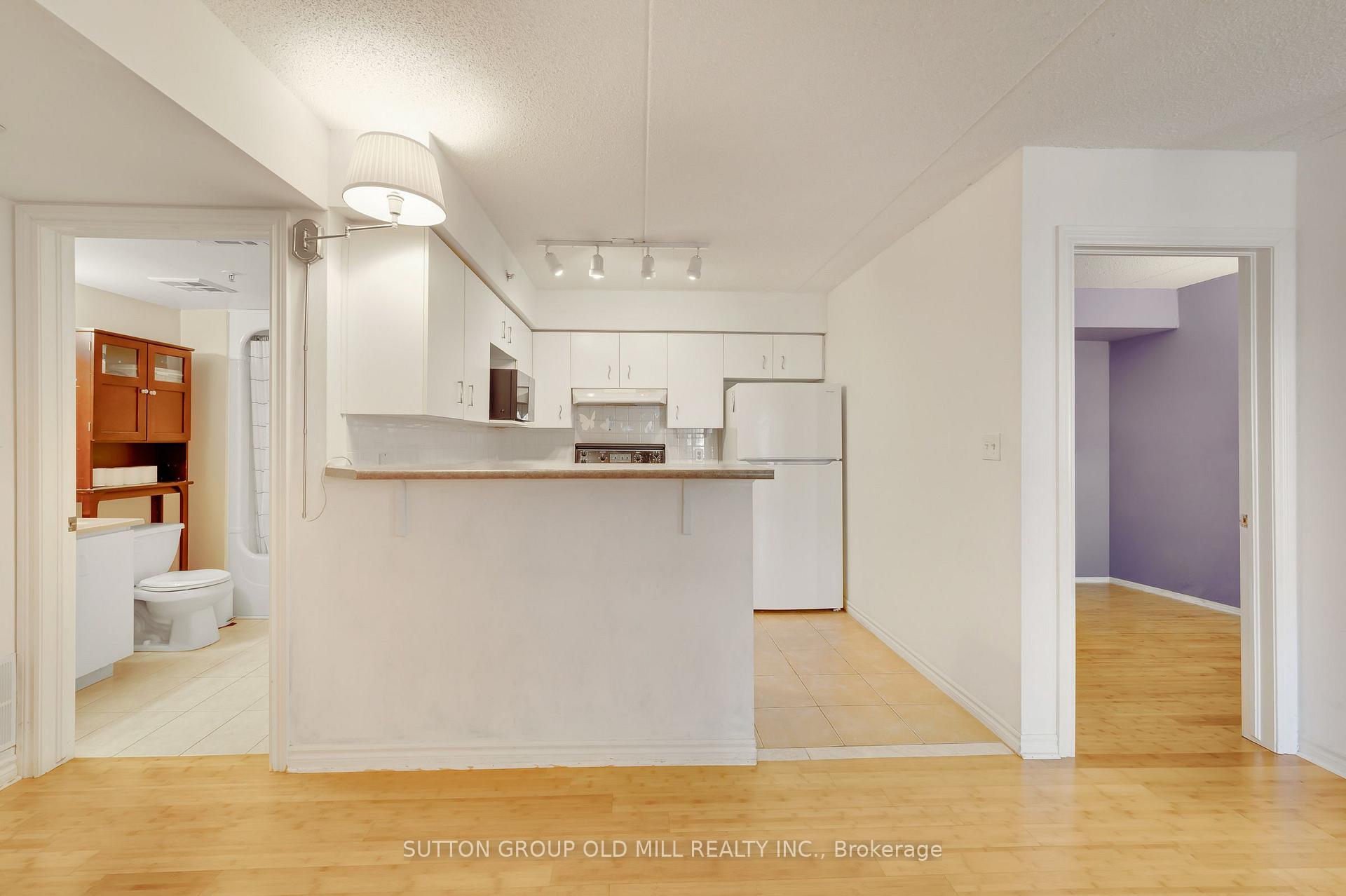 Photo 14 of Unit 208, 1470 Bishops Gate, Oakville, Glen Abbey — HOMEH