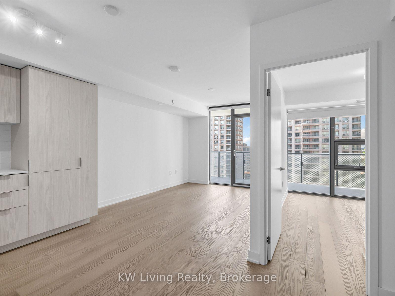 Photo 7 of Unit 1307, 11 Wellesley Street W, Toronto, Bay Street Corridor — HOMEH