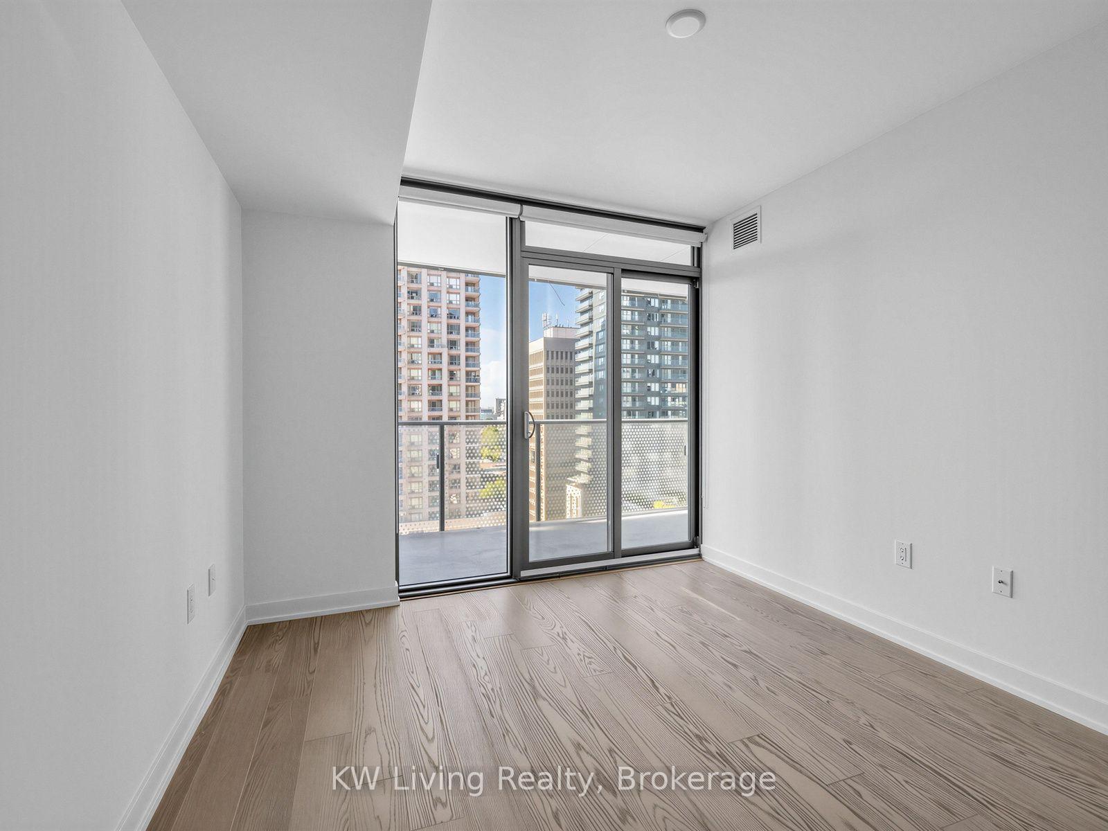 Photo 14 of Unit 1307, 11 Wellesley Street W, Toronto, Bay Street Corridor — HOMEH