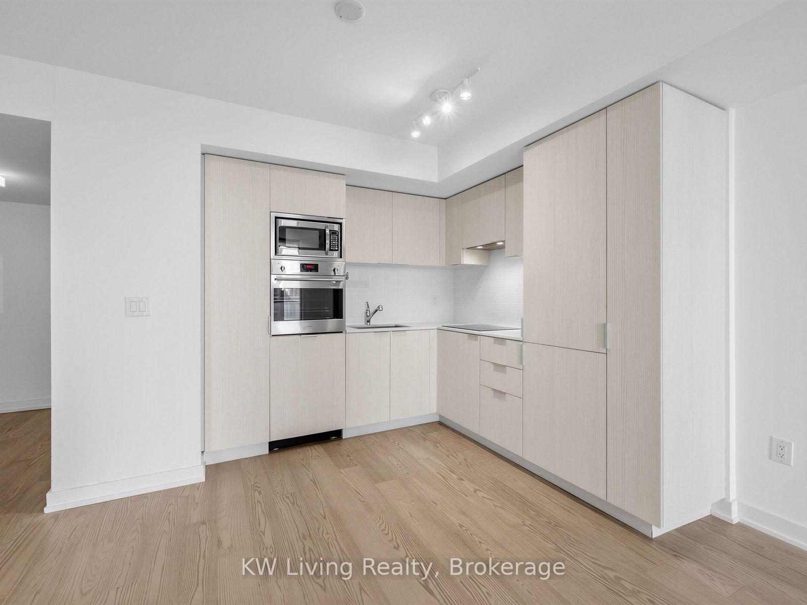 Photo 16 of Unit 1307, 11 Wellesley Street W, Toronto, Bay Street Corridor — HOMEH