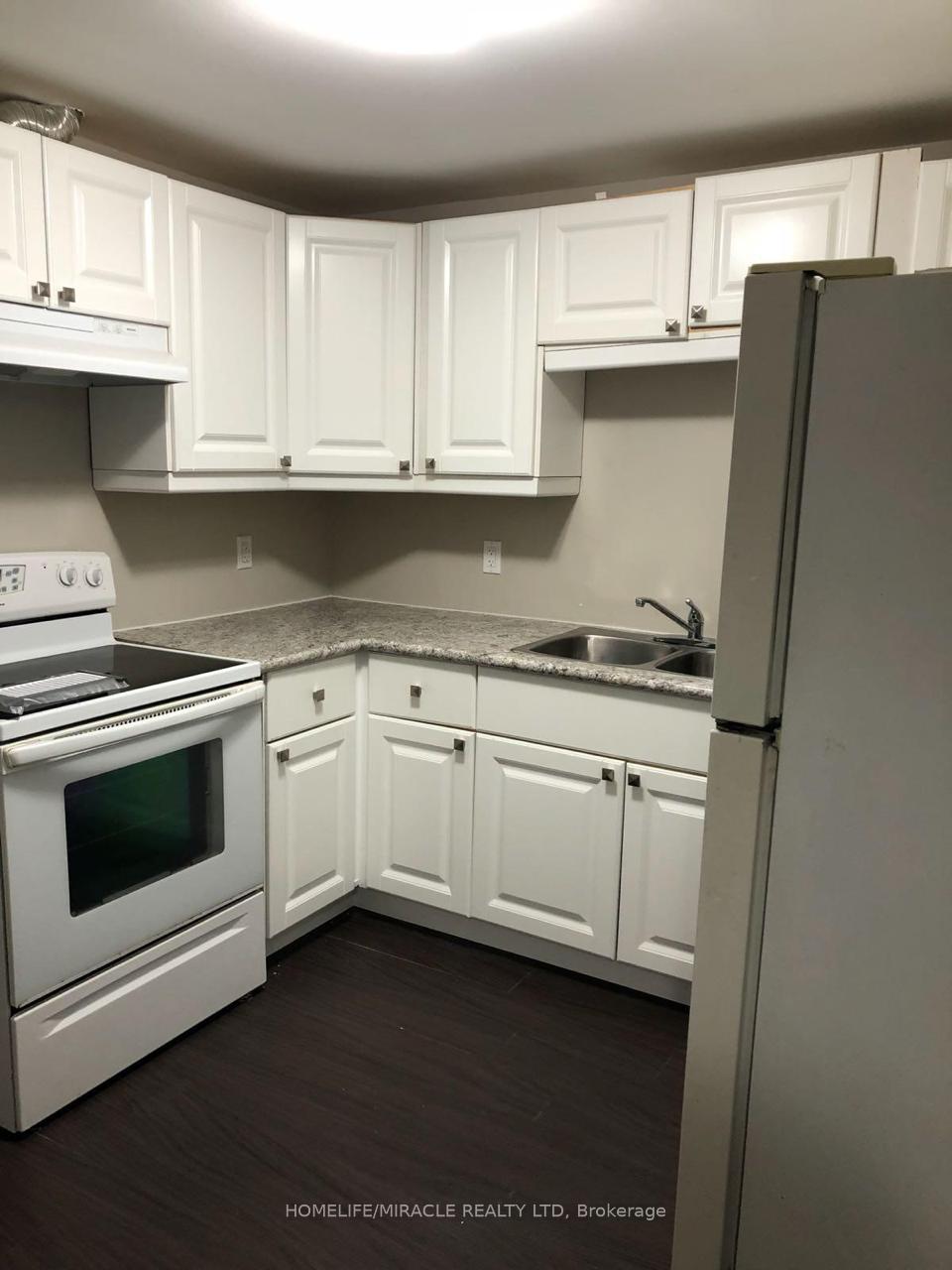 Photo 2 of Unit 2, 144 Benson Drive, Barrie, Northwest — HOMEH