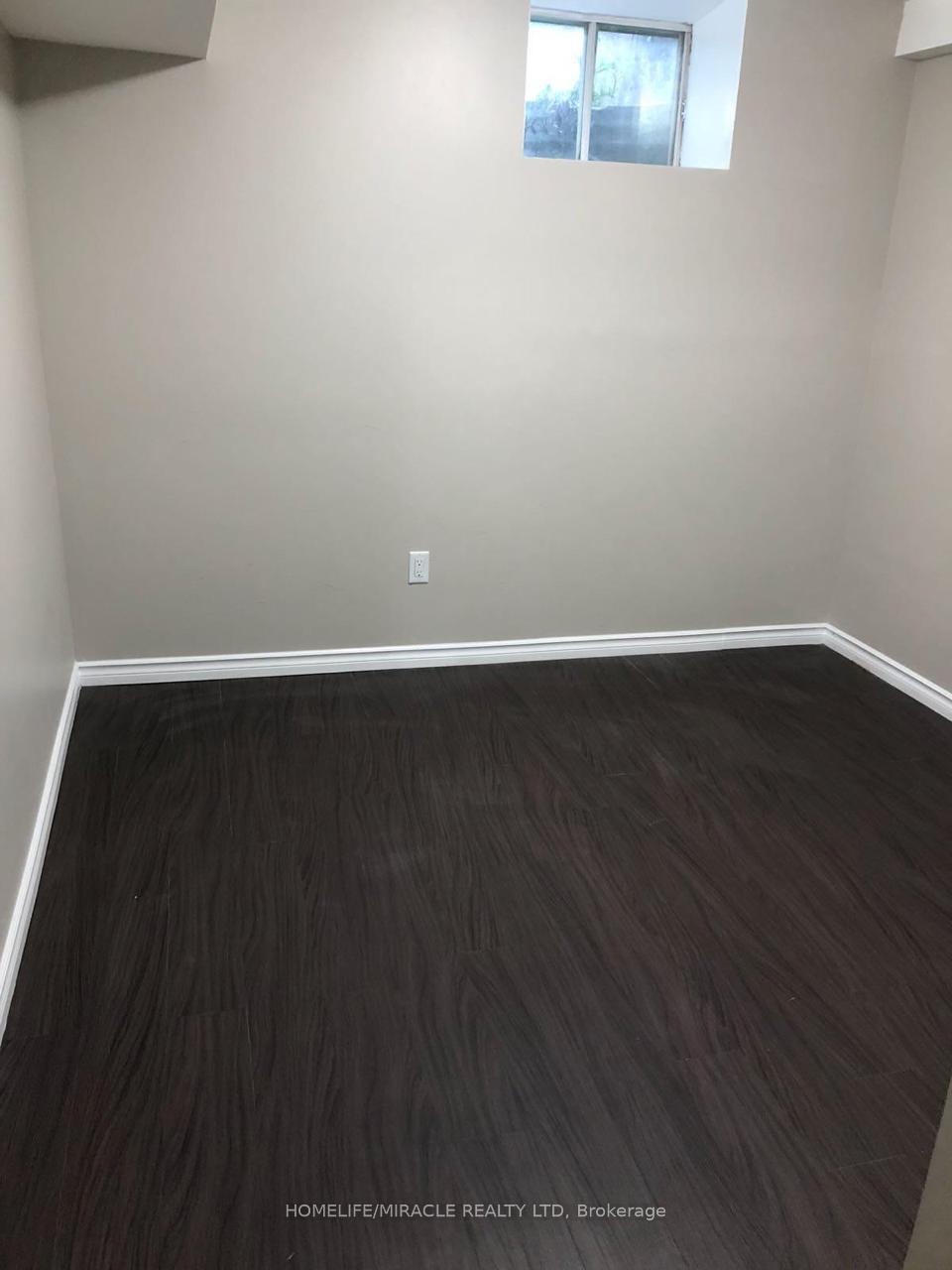 Photo 5 of Unit 2, 144 Benson Drive, Barrie, Northwest — HOMEH