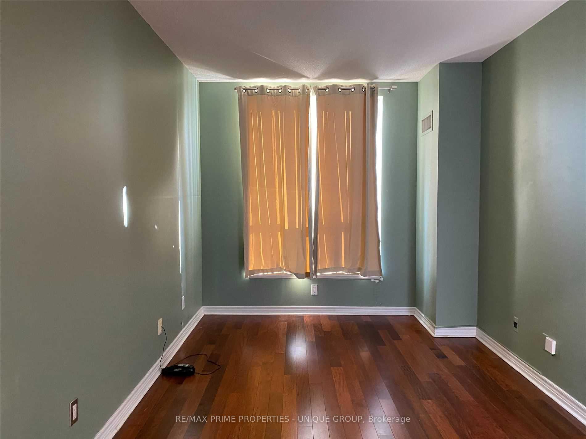 Photo 11 of Unit Ph02, 152 St Patrick Street, Toronto, Kensington-Chinatown — HOMEH