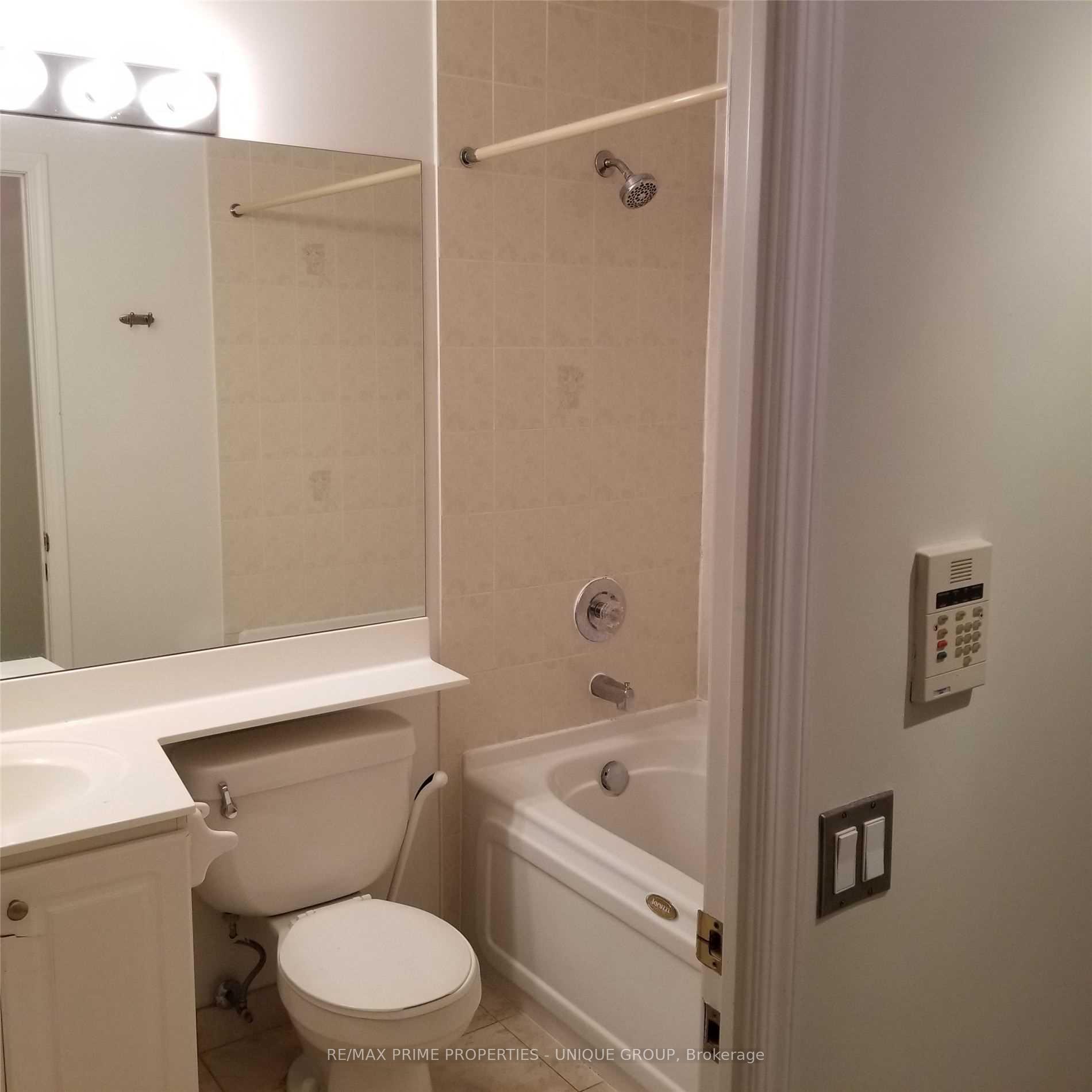 Photo 19 of Unit Ph02, 152 St Patrick Street, Toronto, Kensington-Chinatown — HOMEH