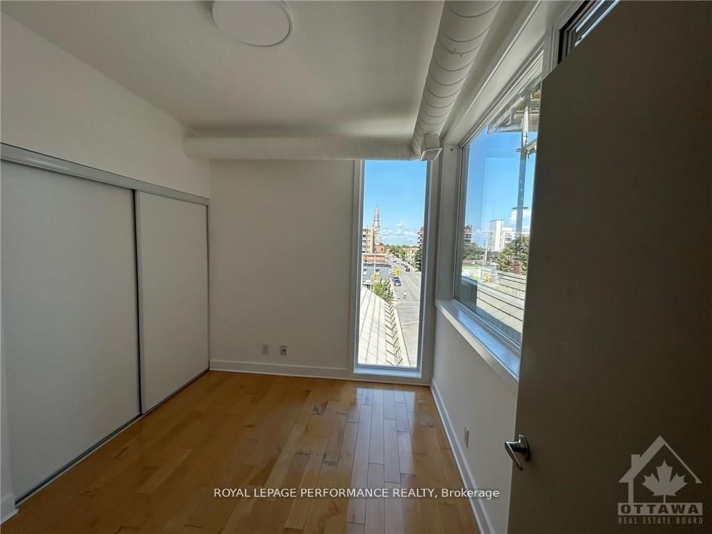 Photo 13 of Unit 301, 360 Cumberland Street, Ottawa, Lower Town/Byward Market — HOMEH