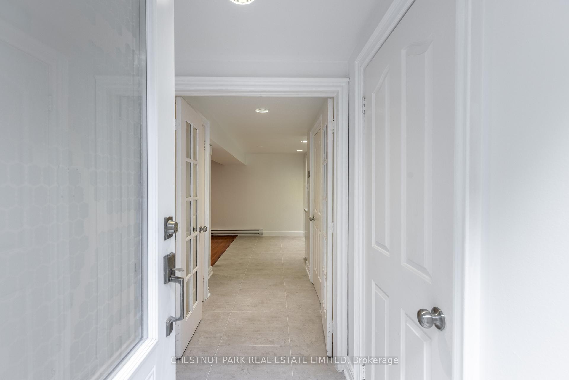 Photo 4 of Unit Lower, 34A Foxbar Road, Toronto, Yonge-St. Clair — HOMEH