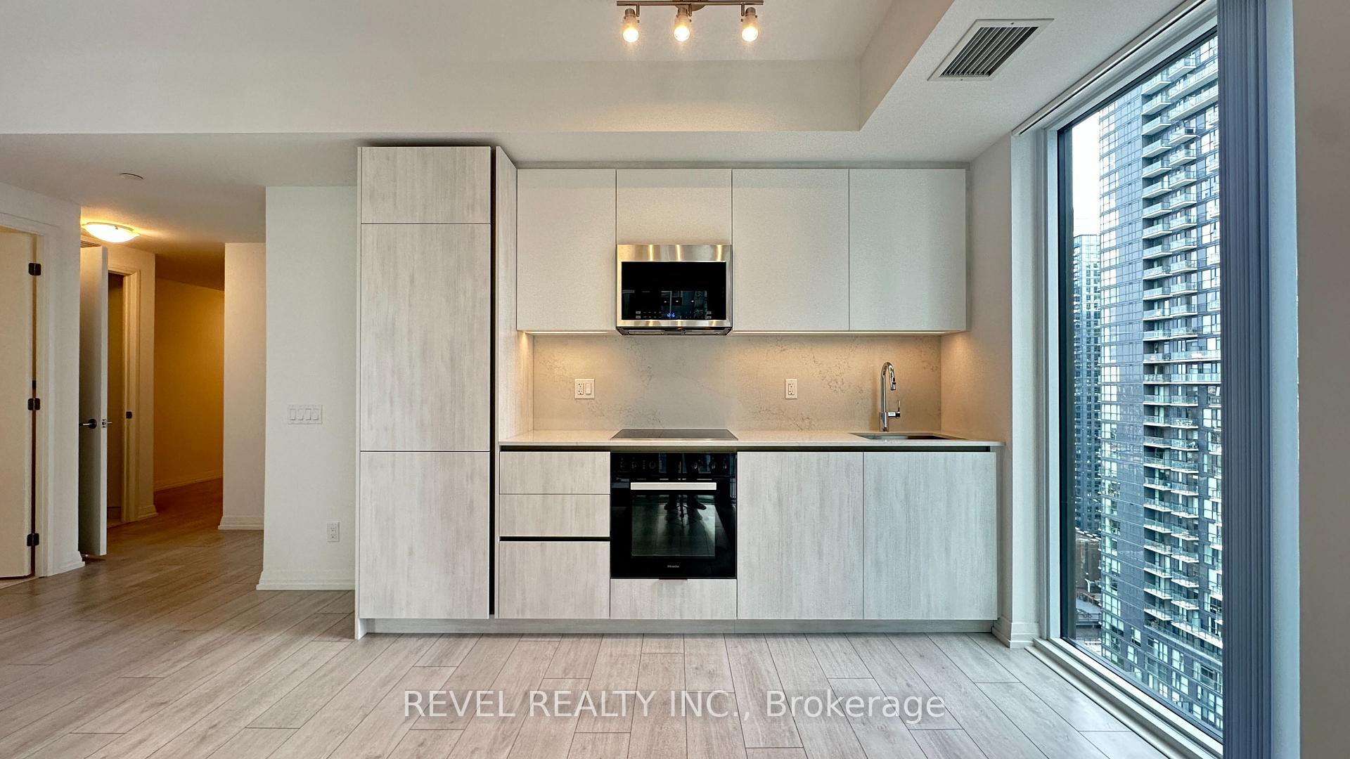 Photo 5 of Unit 2808, 400 King Street W, Toronto, Waterfront Communities — HOMEH