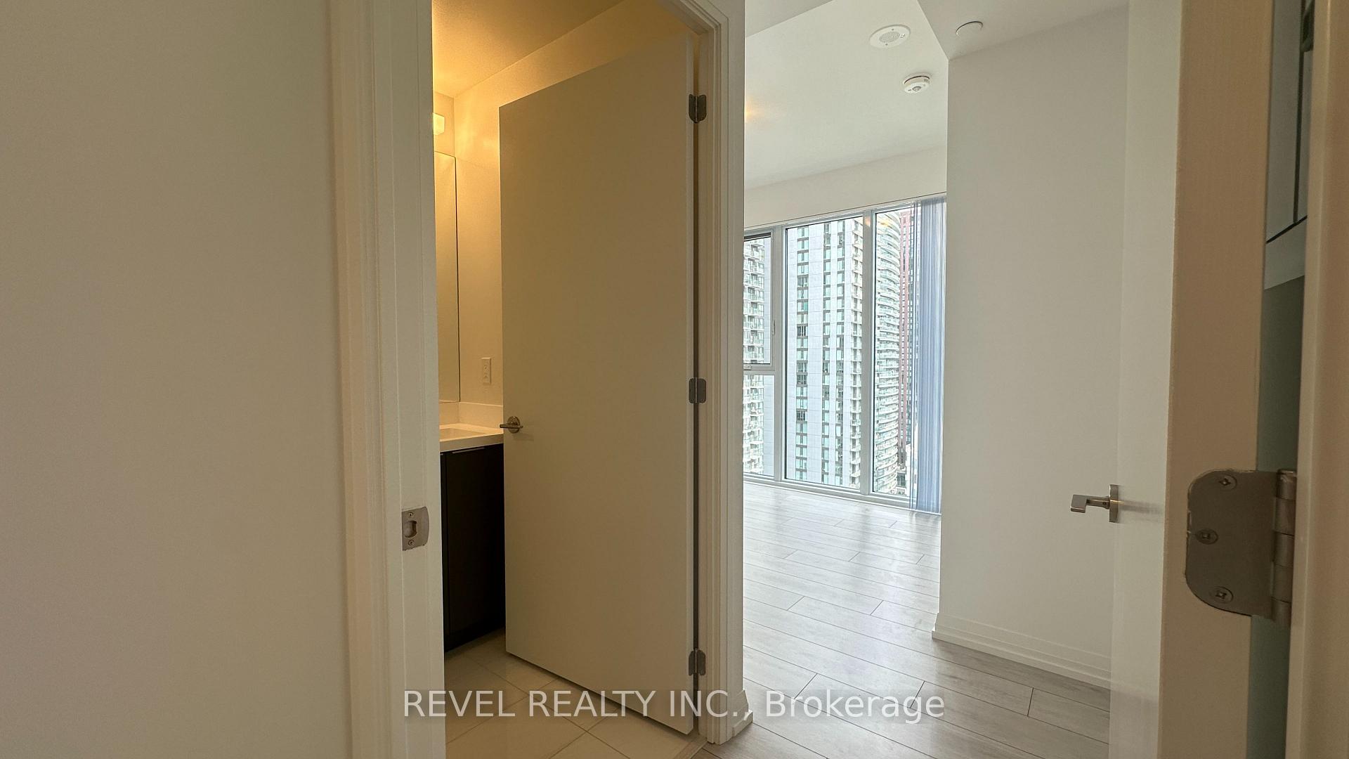 Photo 12 of Unit 2808, 400 King Street W, Toronto, Waterfront Communities — HOMEH