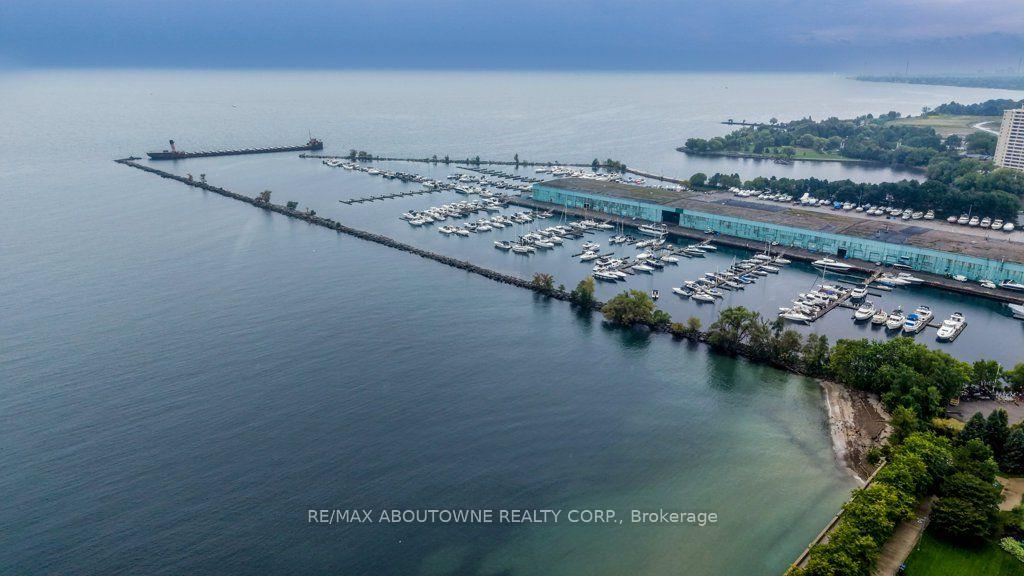 Photo 18 of Unit 403, 80 Port Street E, Mississauga, Port Credit — HOMEH