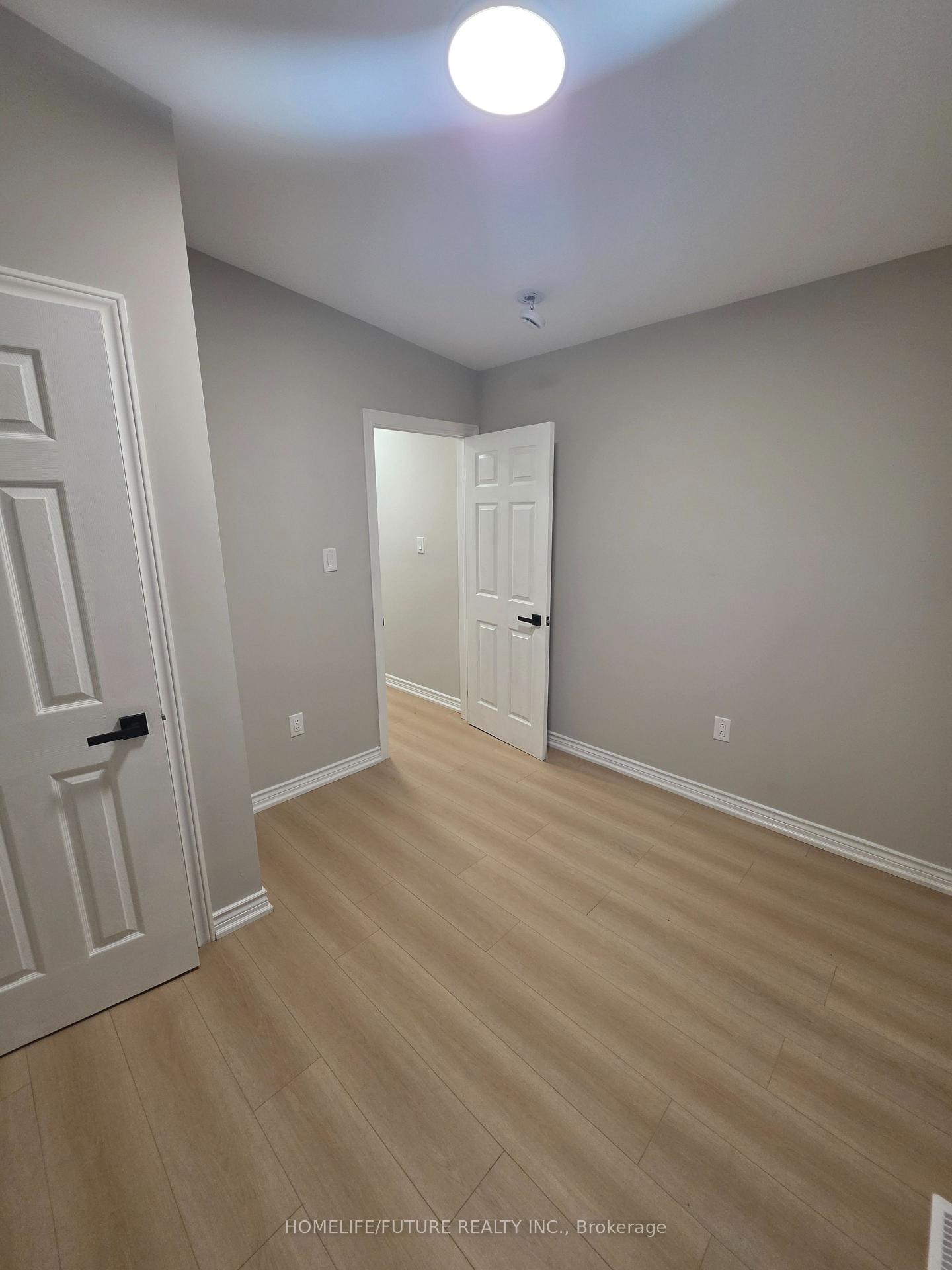 Photo 6 of 2983 Lawrence Avenue E, Scarborough, Bendale — HOMEH