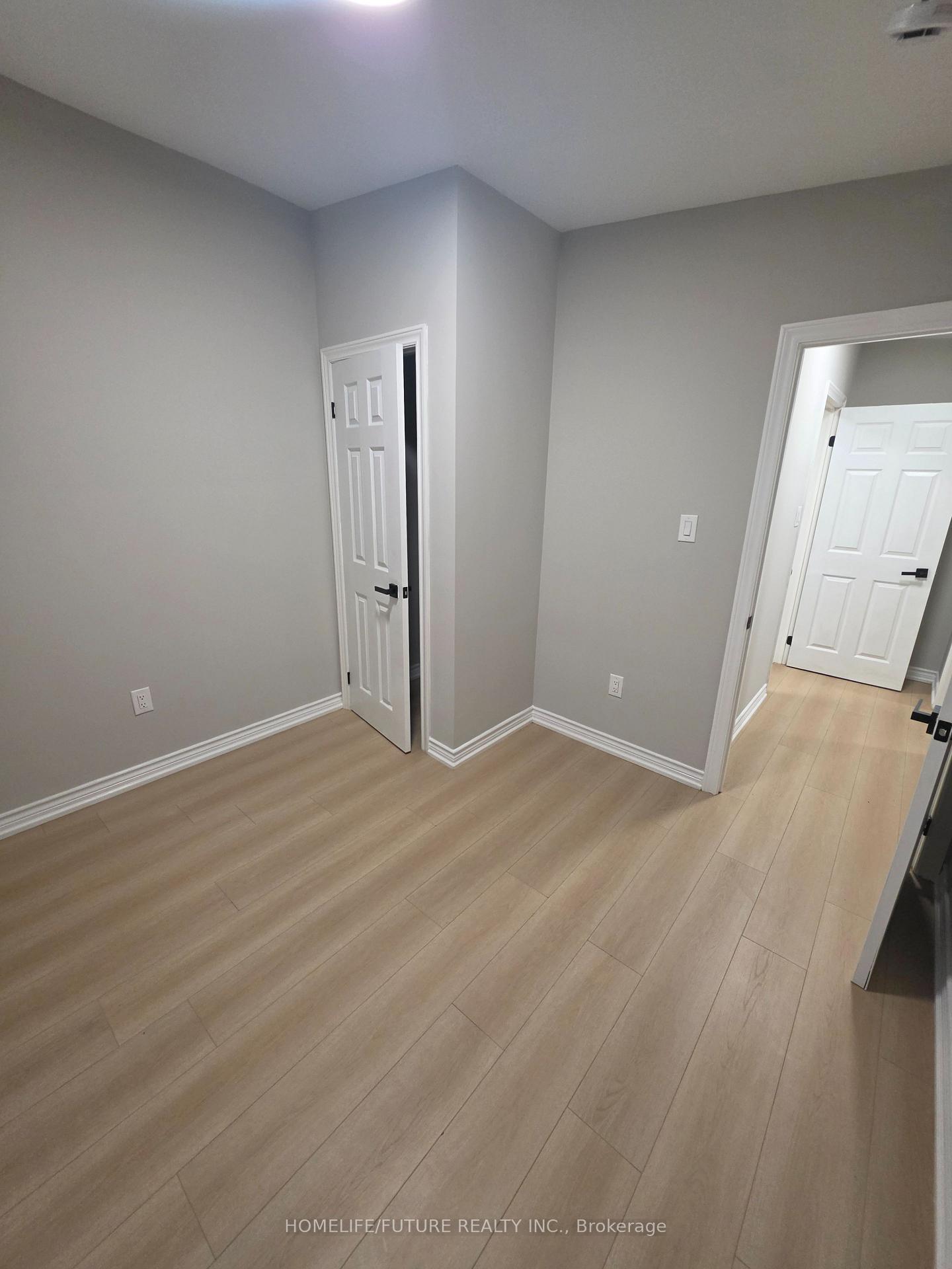 Photo 7 of 2983 Lawrence Avenue E, Scarborough, Bendale — HOMEH