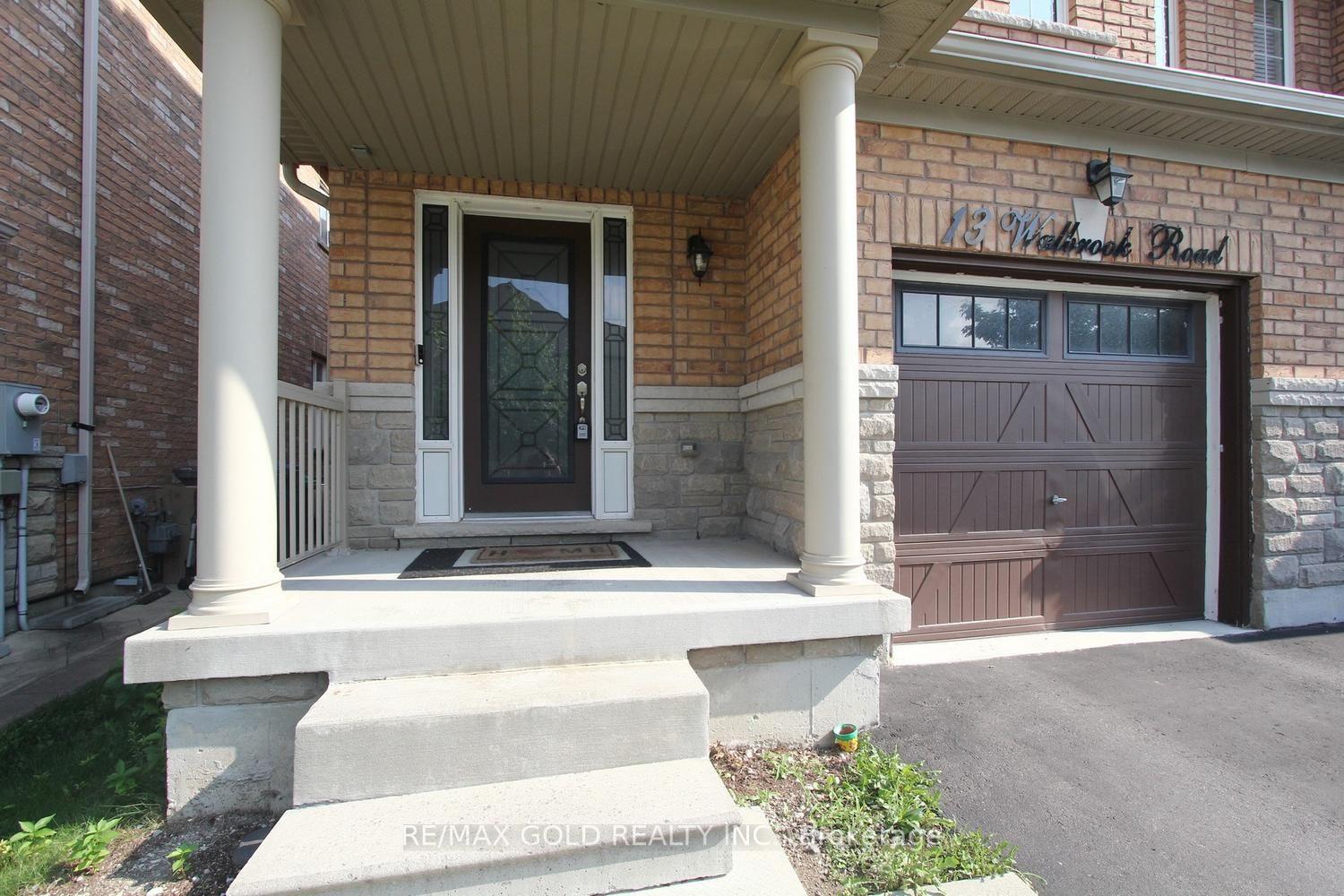Photo 4 of 13 Walbrook Road, Brampton, Credit Valley — HOMEH