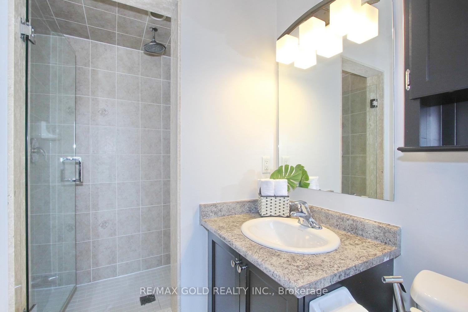 Photo 31 of 13 Walbrook Road, Brampton, Credit Valley — HOMEH