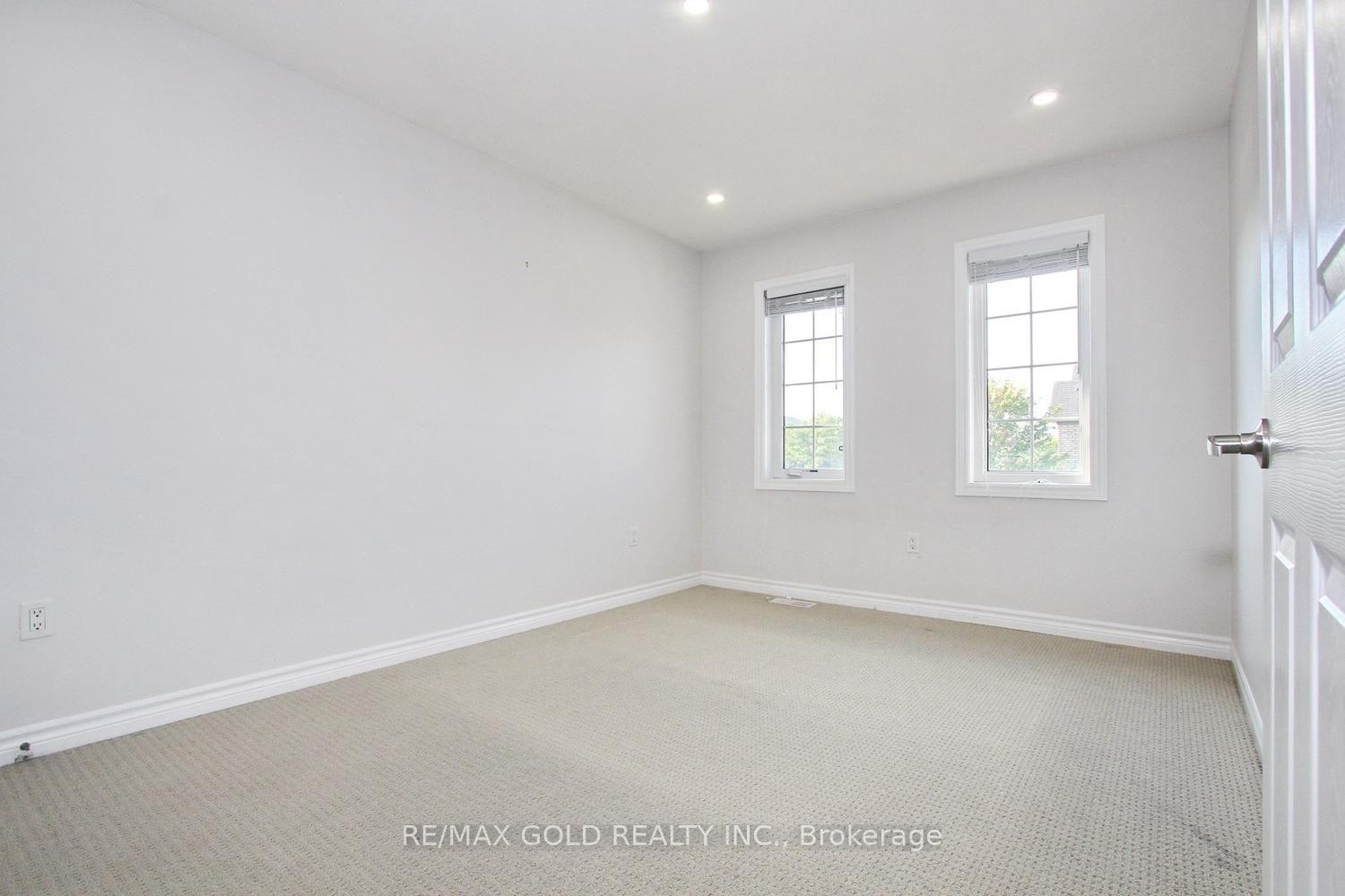 Photo 38 of 13 Walbrook Road, Brampton, Credit Valley — HOMEH