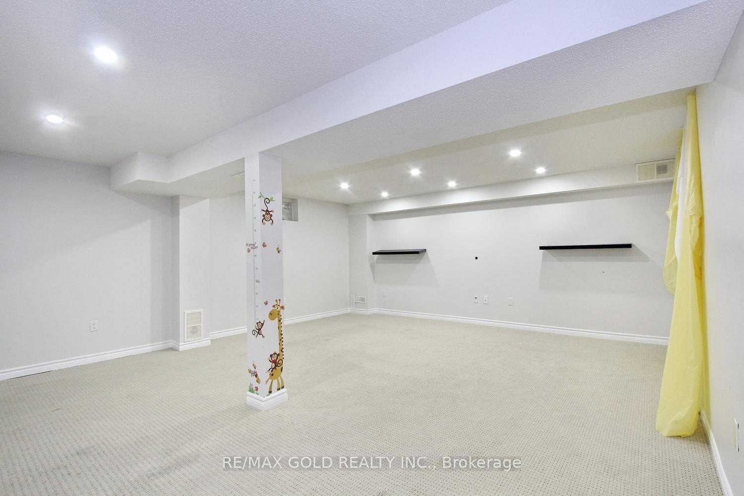 Photo 45 of 13 Walbrook Road, Brampton, Credit Valley — HOMEH