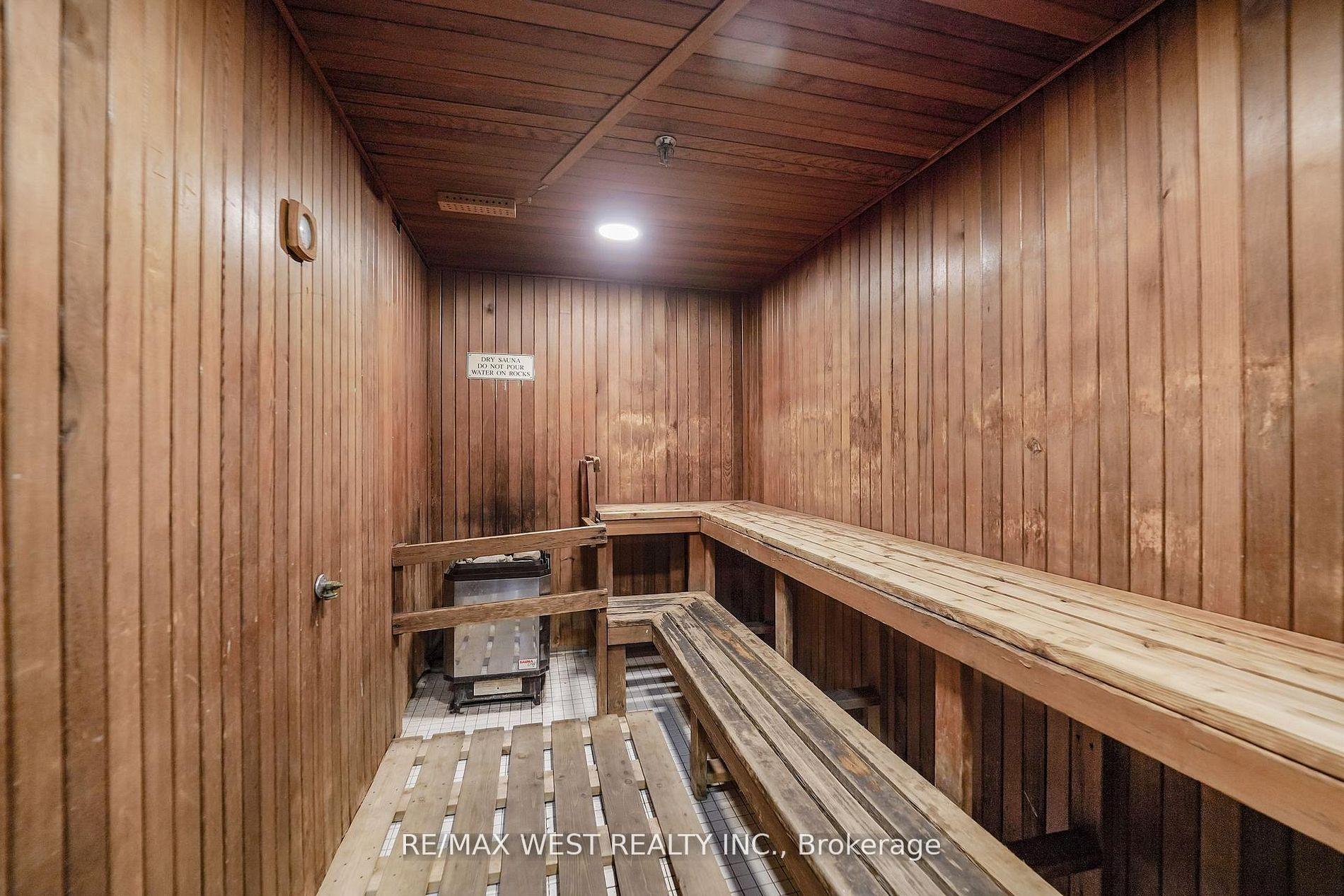 Photo 13 of Unit PH103, 8 Lee Centre Drive, Scarborough, Woburn — HOMEH