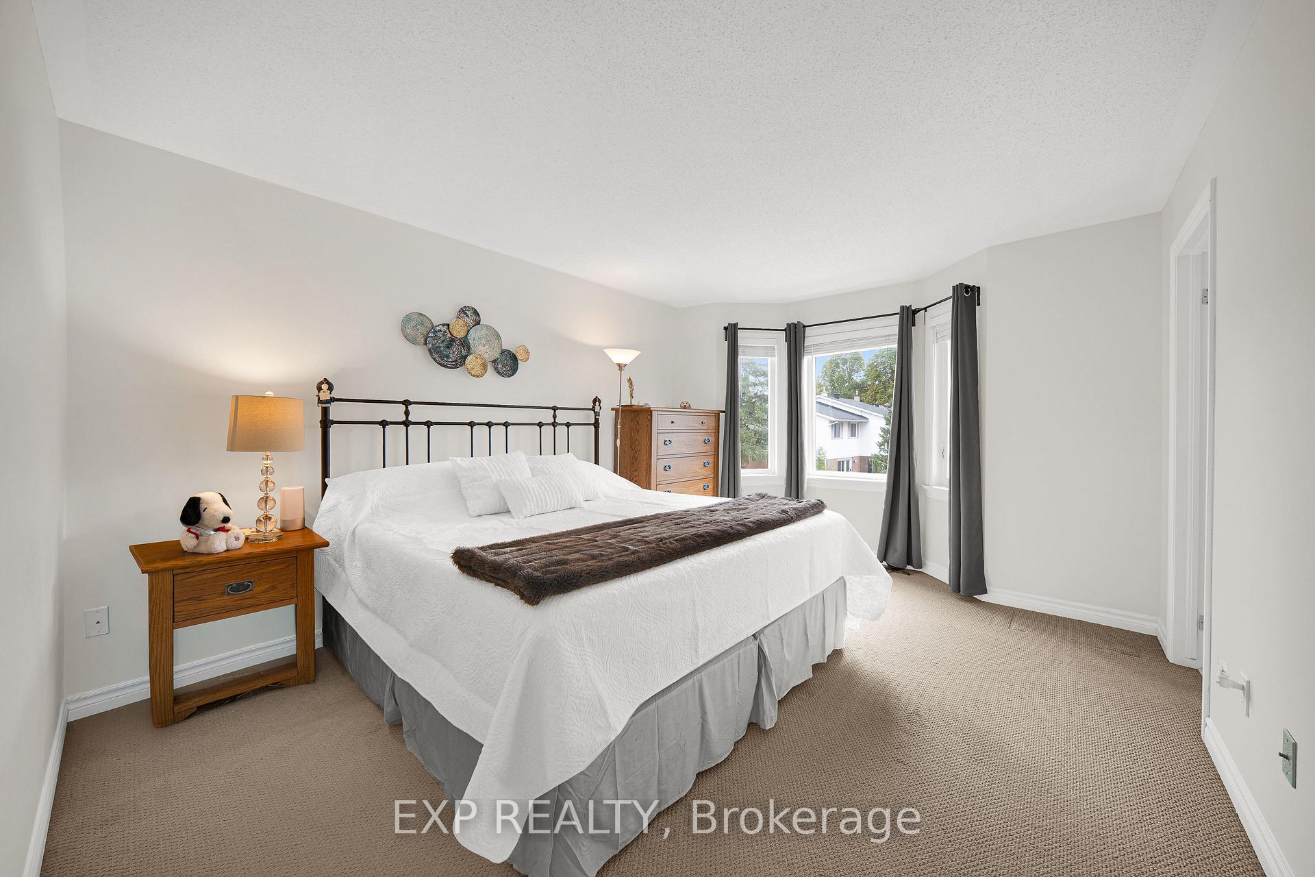Photo 16 of 223 Monterey Drive, Ottawa, Leslie Park — HOMEH