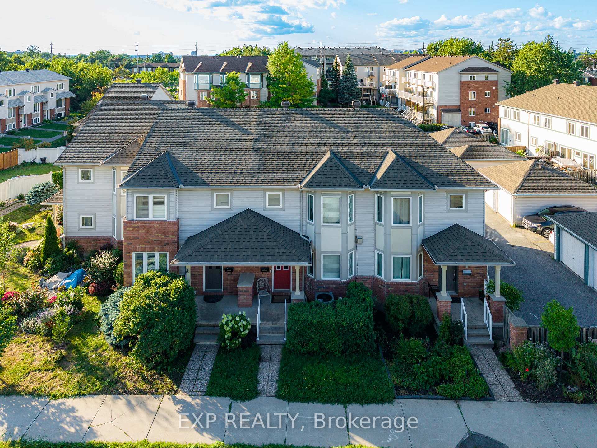 Photo 34 of 223 Monterey Drive, Ottawa, Leslie Park — HOMEH
