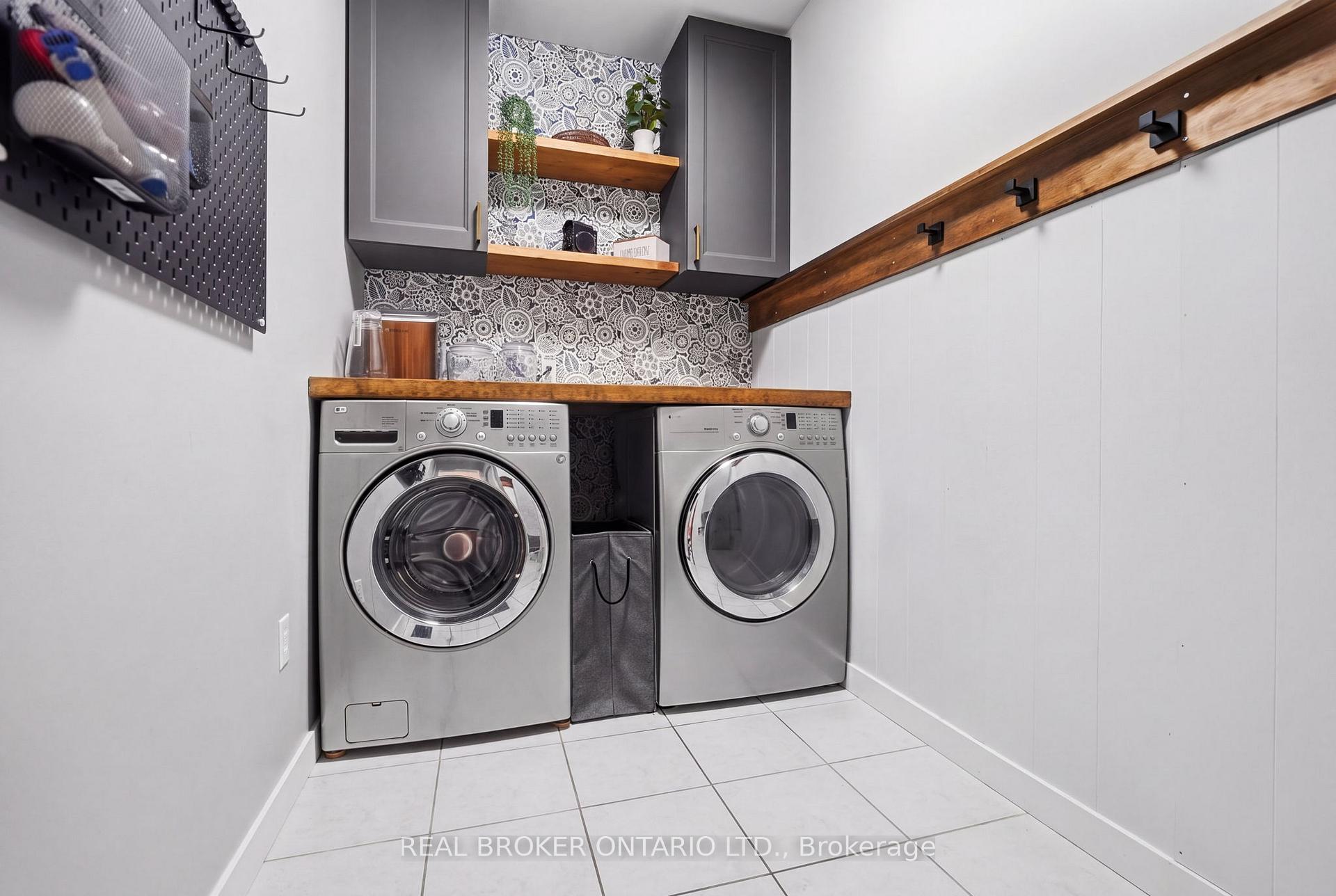 Photo 20 of 5230 Rome Crescent, Burlington, Orchard — HOMEH