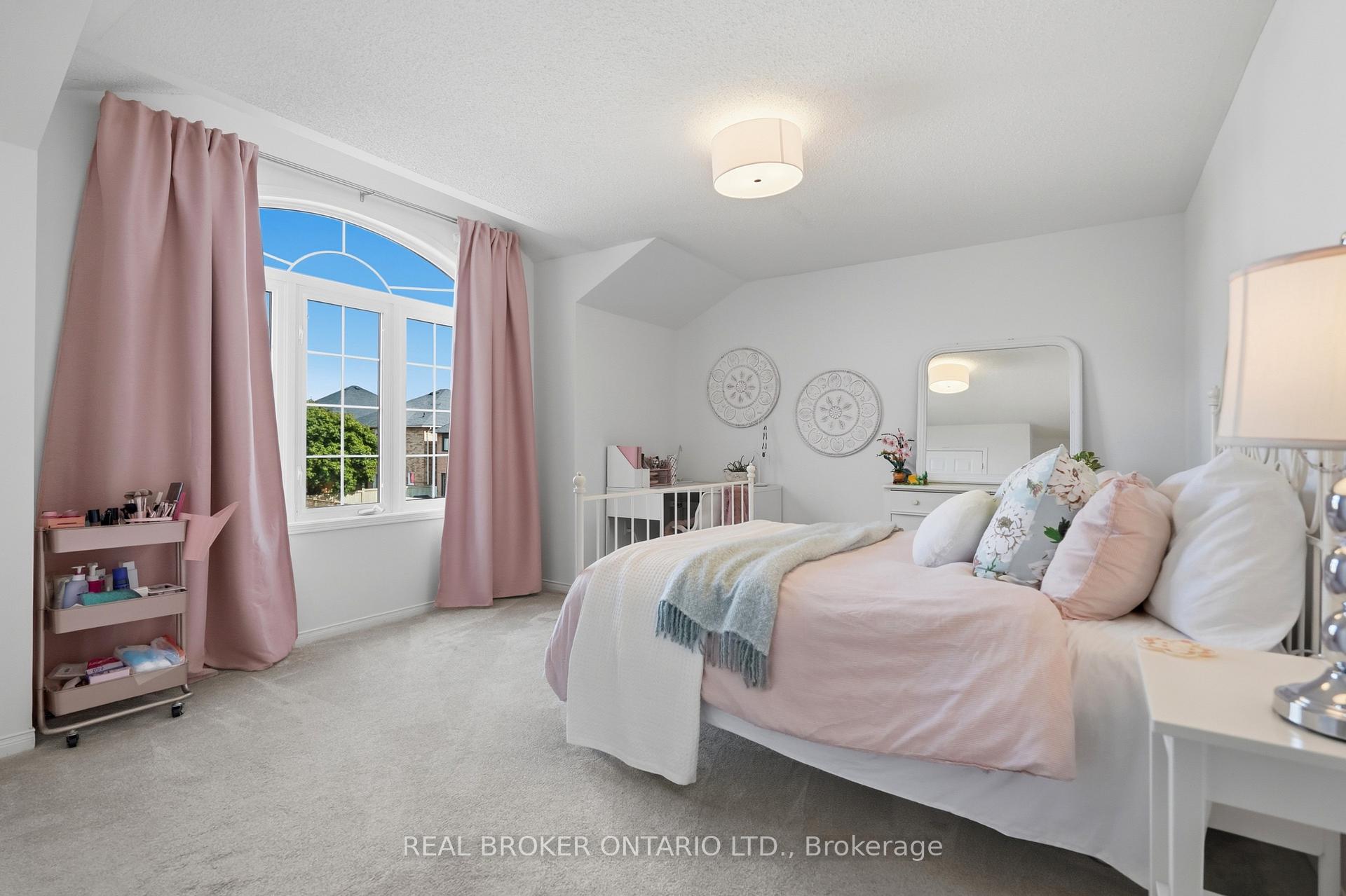 Photo 29 of 5230 Rome Crescent, Burlington, Orchard — HOMEH