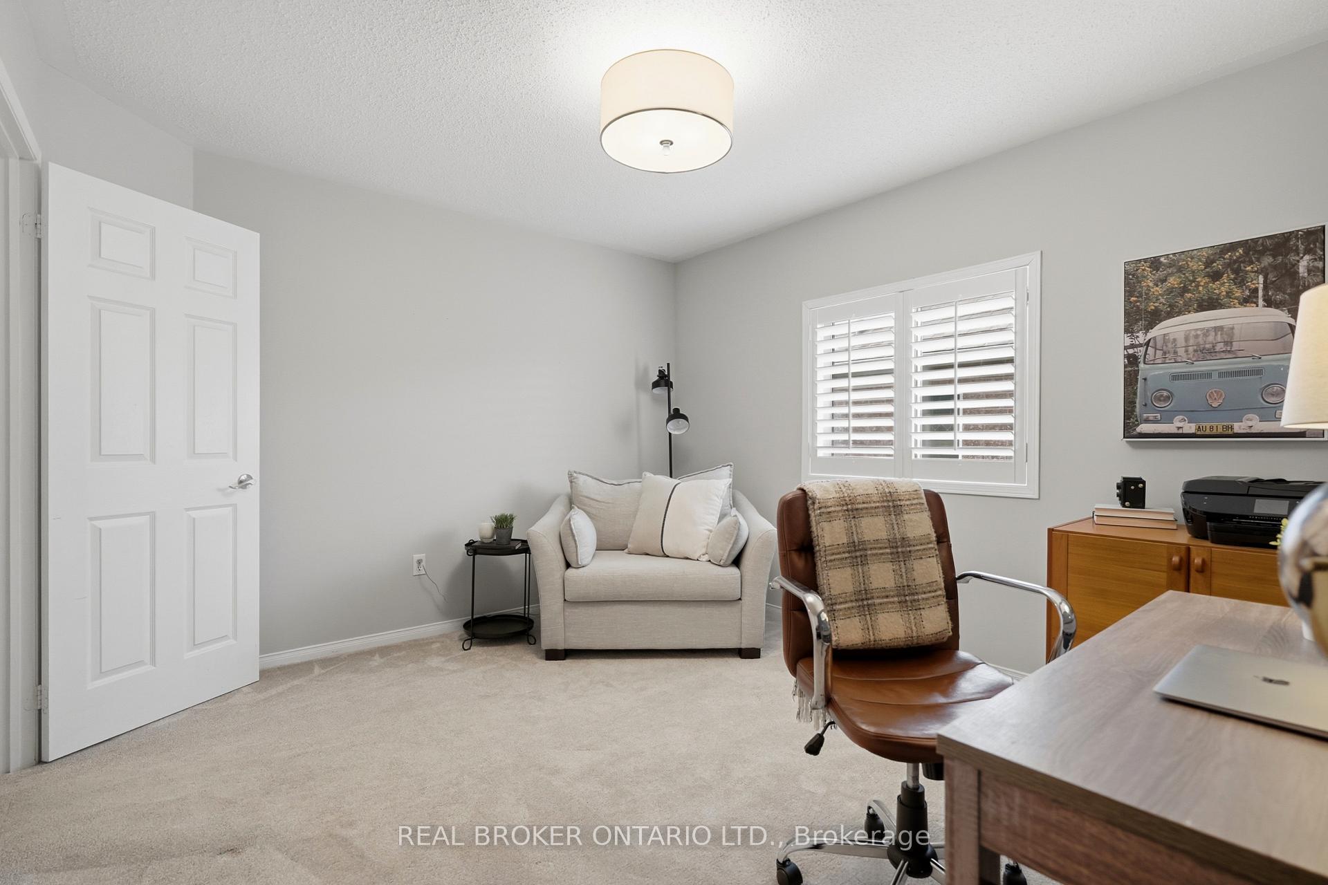 Photo 33 of 5230 Rome Crescent, Burlington, Orchard — HOMEH