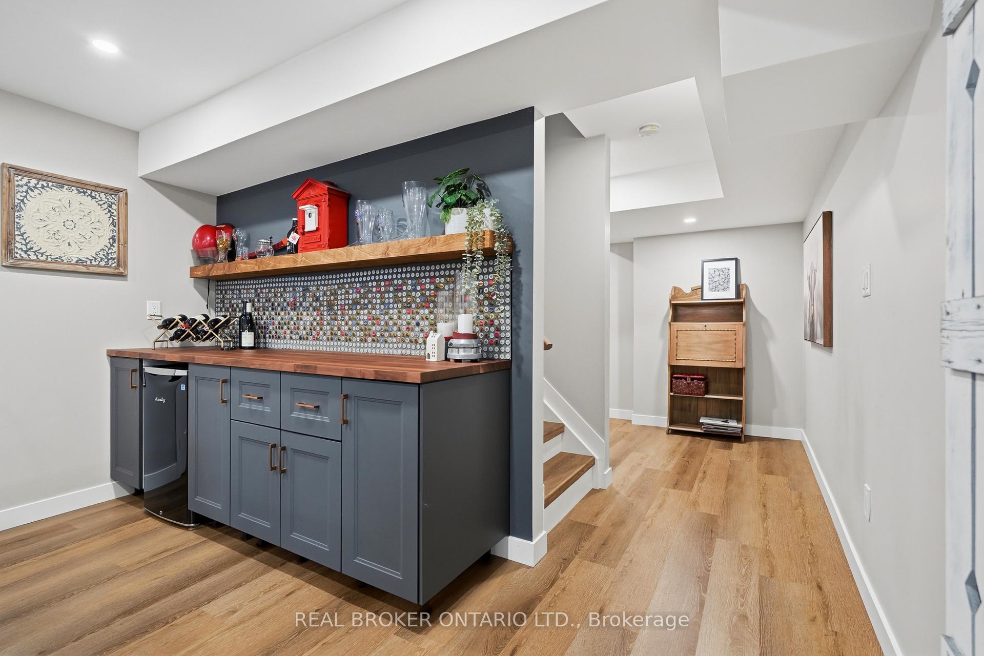 Photo 38 of 5230 Rome Crescent, Burlington, Orchard — HOMEH