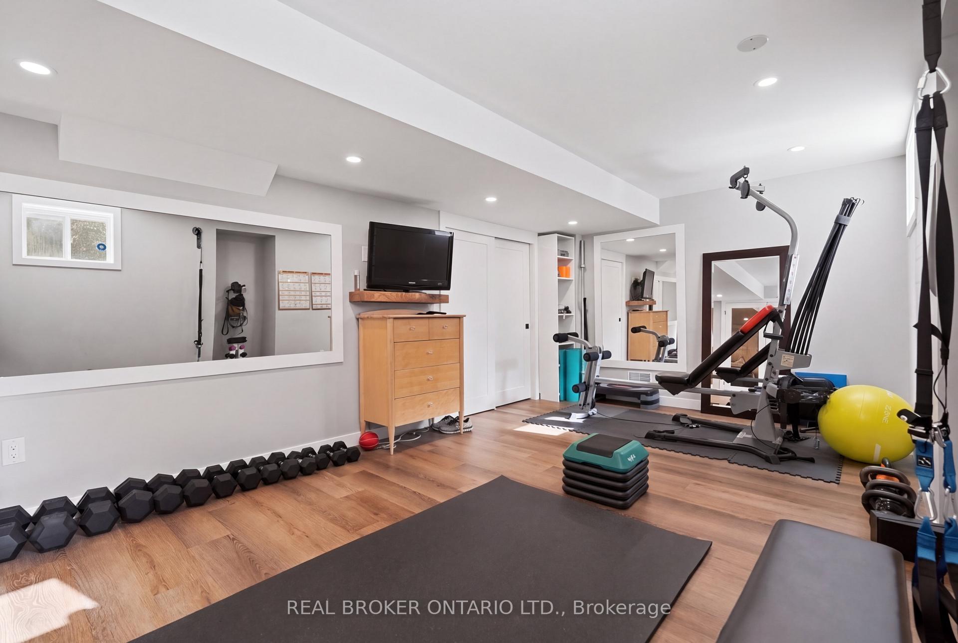Photo 42 of 5230 Rome Crescent, Burlington, Orchard — HOMEH
