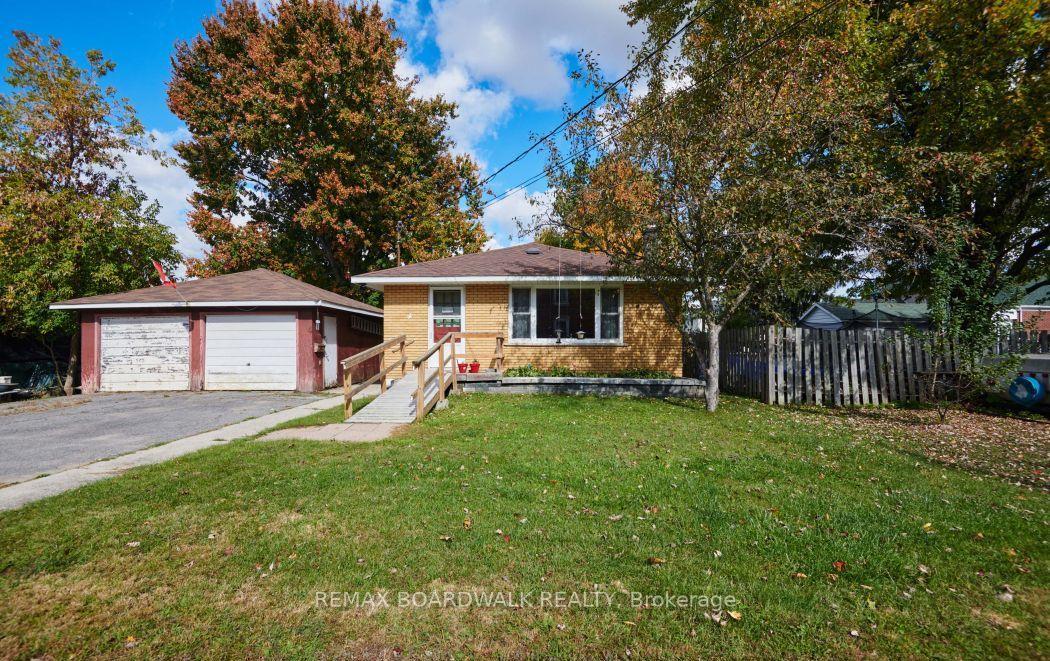 Photo of 4 Davidson Street W