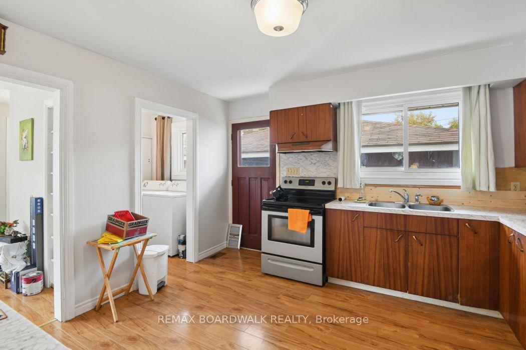 Photo 15 of 4 Davidson Street W, Smiths Falls, Smiths Falls — HOMEH
